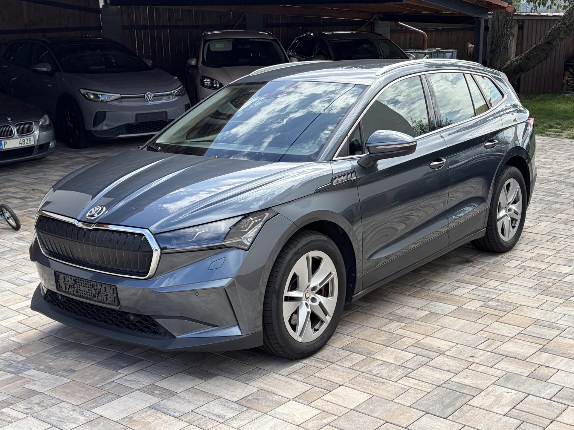 Škoda Enyaq, 80, SOH 92%, tazne, Matrix