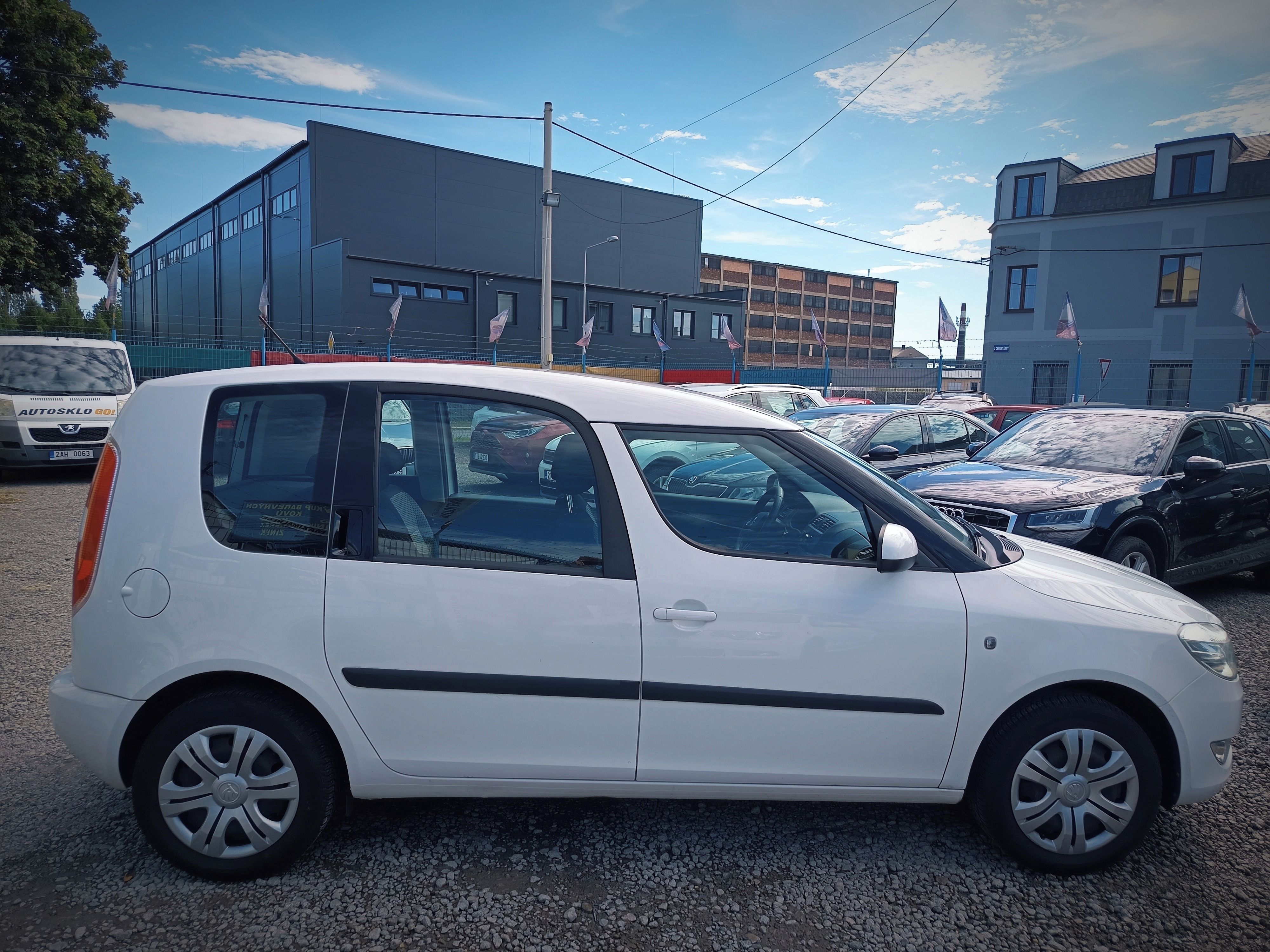 Škoda Roomster, 1,4i16V Ambition Plus 85TKM ČR