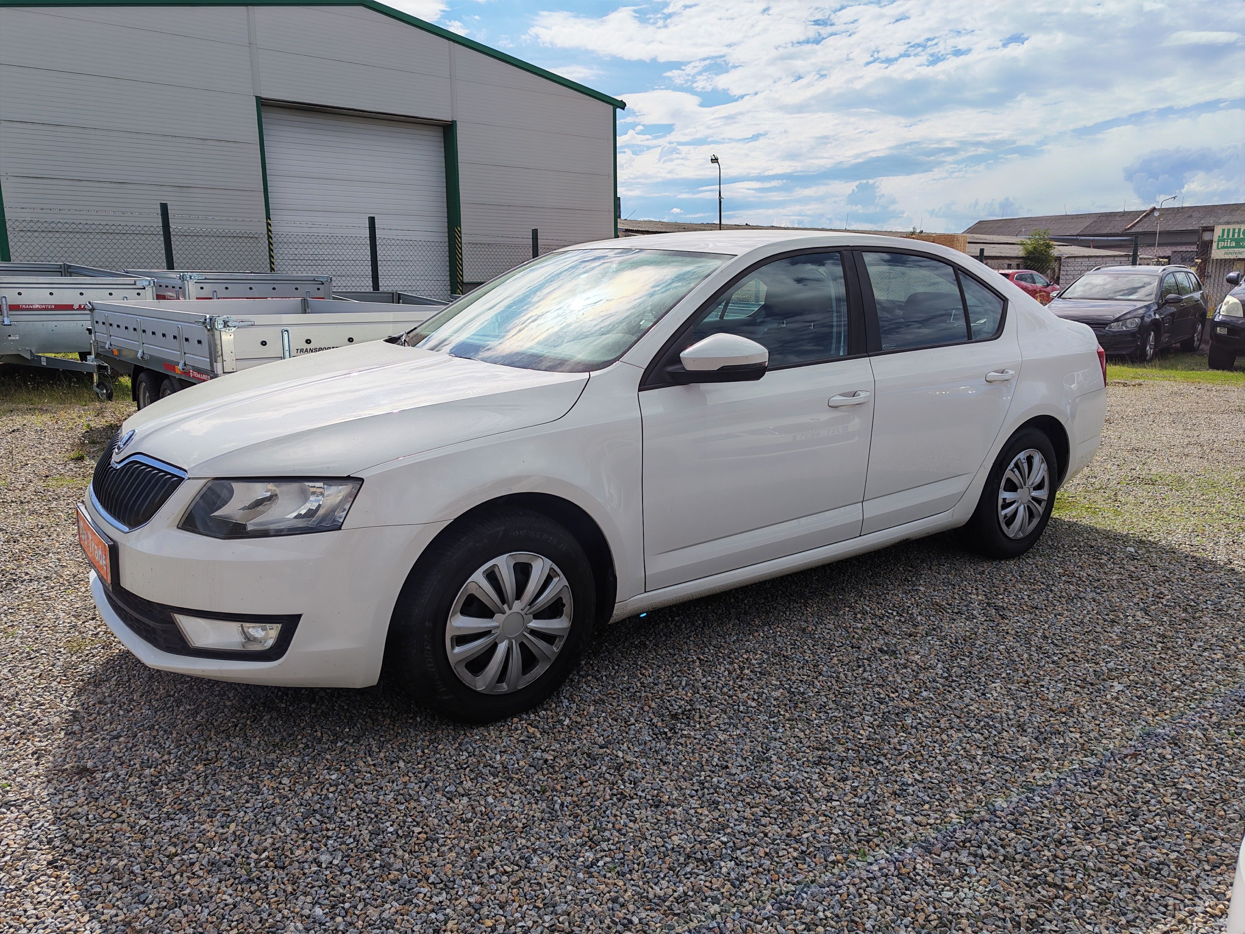 Škoda Octavia, 1.6TDi 66kW ČR původ - fotka 5