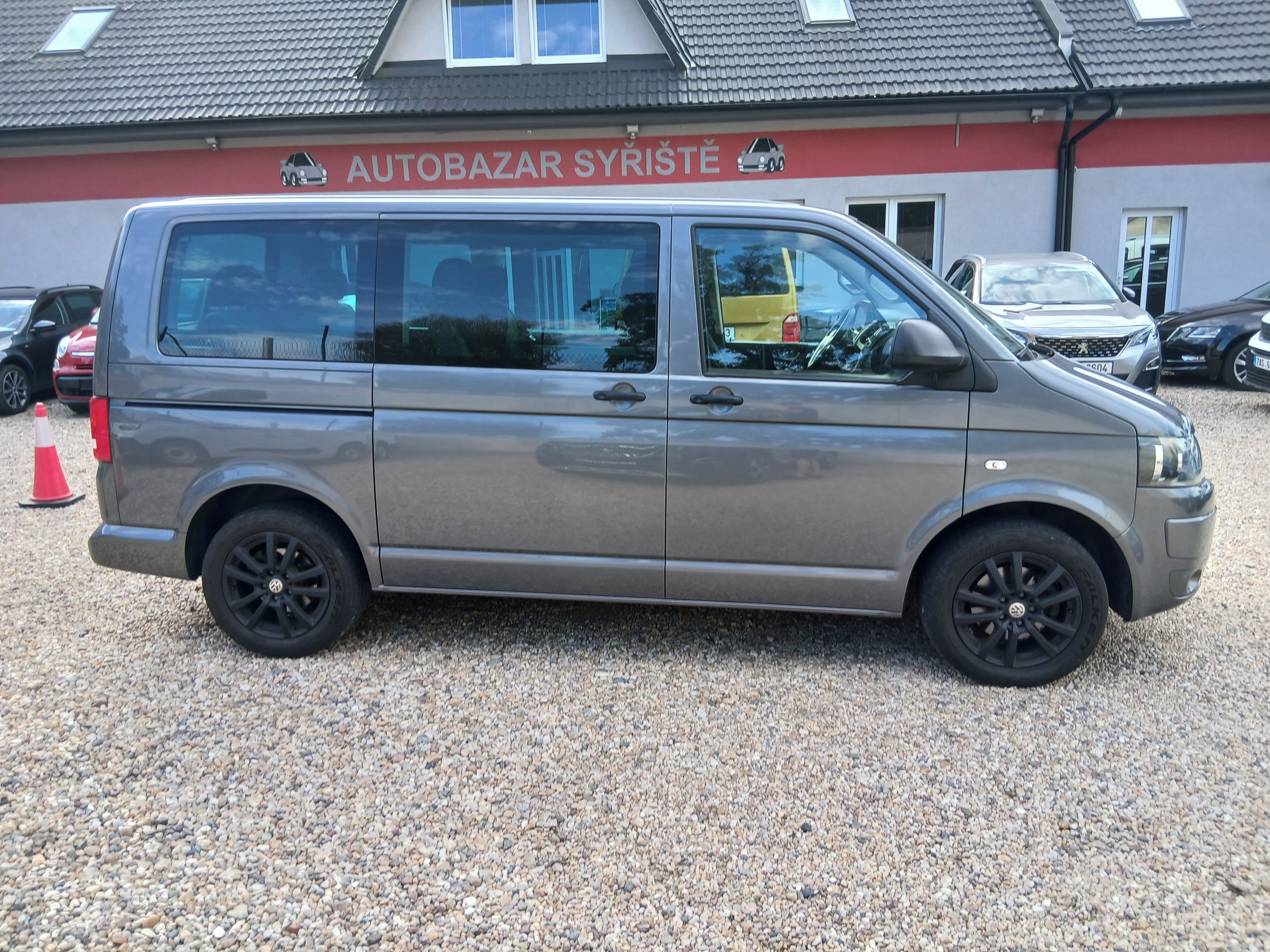 Volkswagen Multivan, 2.0TDi 103KW 7Míst, Tažné, S.K - fotka 4