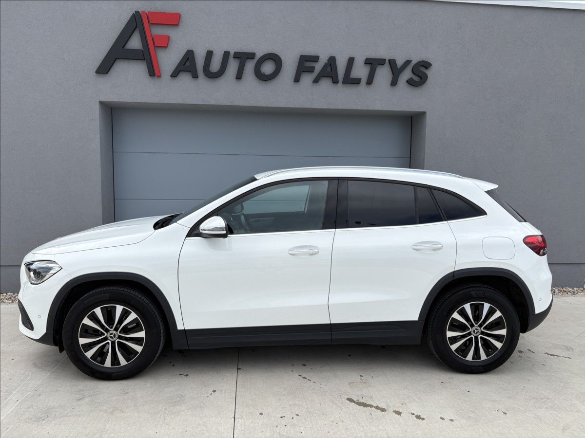 Mercedes-Benz GLA, 250 e EQ Plug- in Hybrid - fotka 6