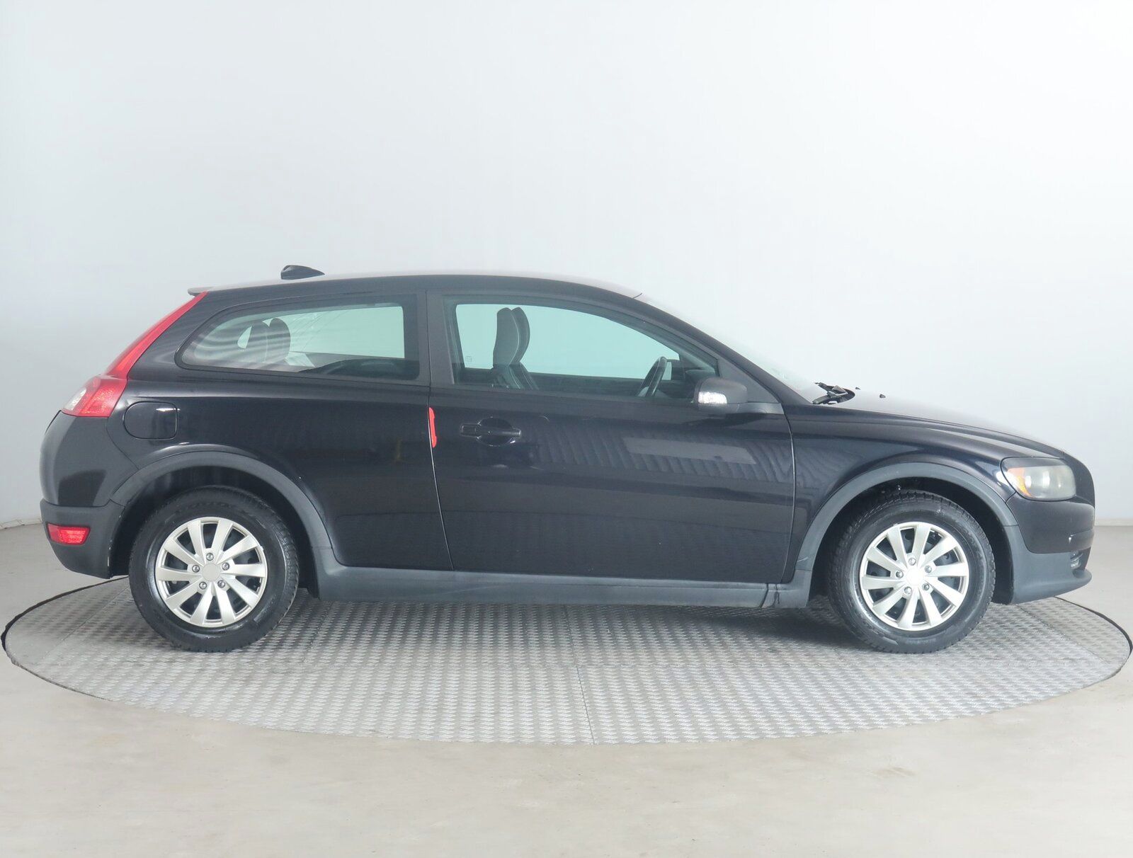 Volvo C30, 1.6 D, Automatická klima - fotka 6