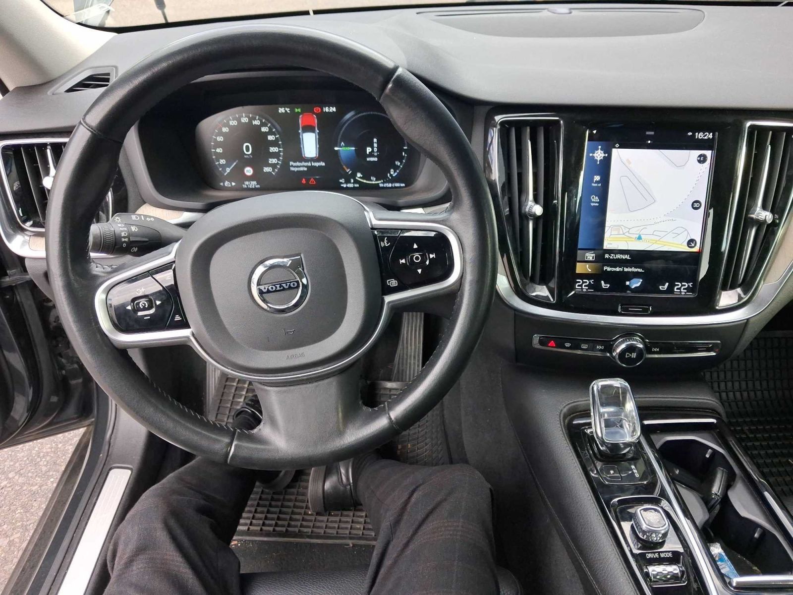 Volvo V60, T8 Twing Engine, 4X4, Automat - fotka 3