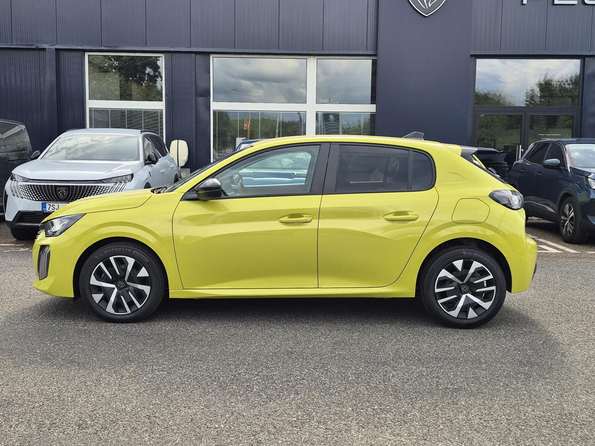 Peugeot 208, BUSINESS Turbo 100 MAN6 - fotka 2