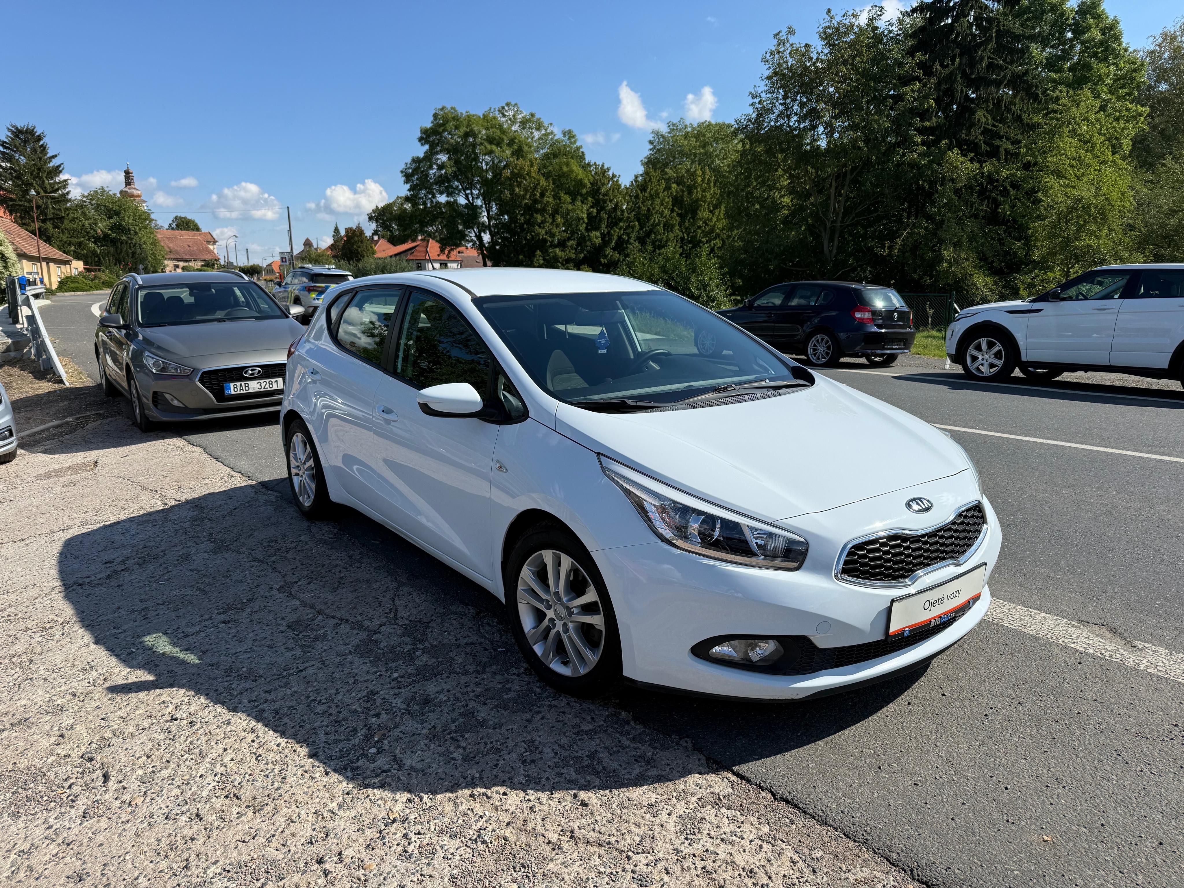 Kia Cee´d, 1.4 CVVT ČR - fotka 6