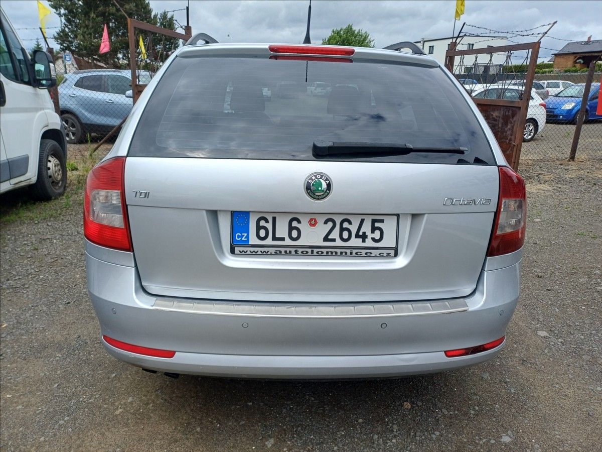 Škoda Octavia, 1,9 TDI  kombi - fotka 5