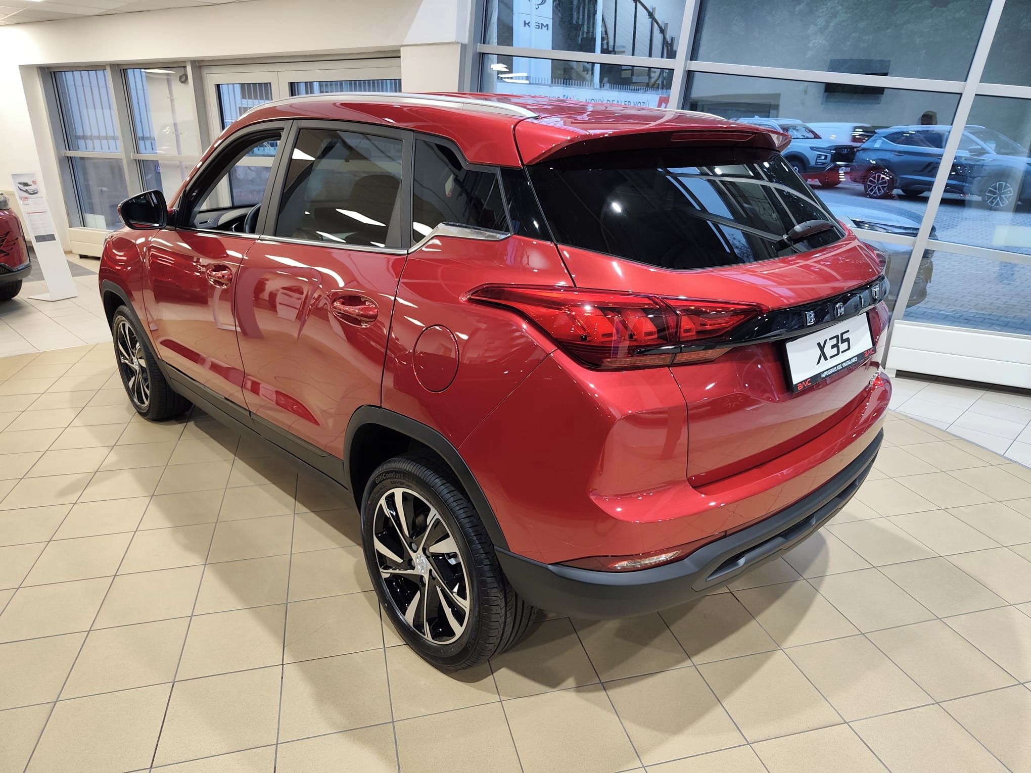 BAIC X35, 1.5T 100kW 6MT All in - fotka 2