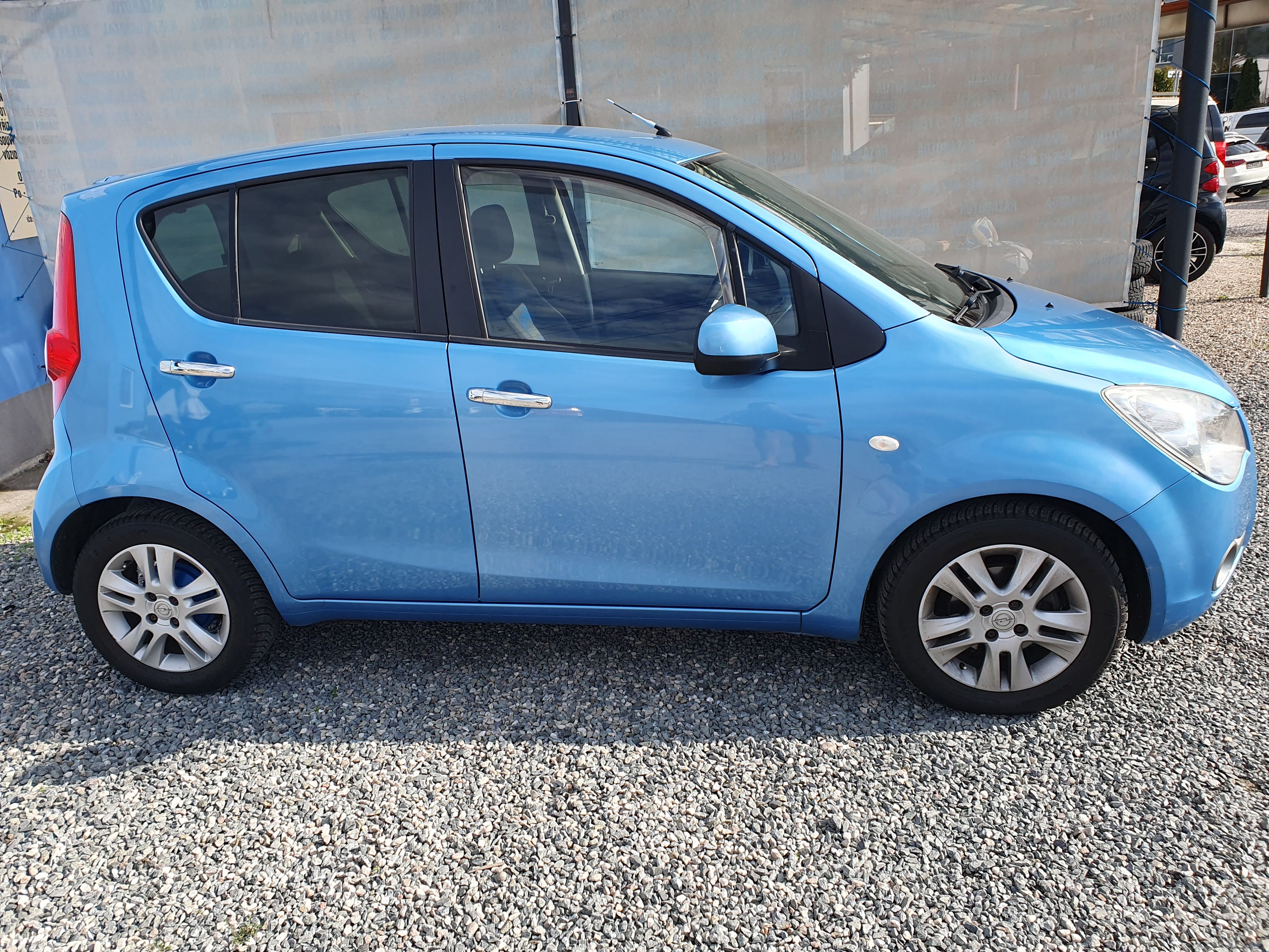 Opel Agila, 1.3 Í 69 KW AUTOMAT - fotka 2