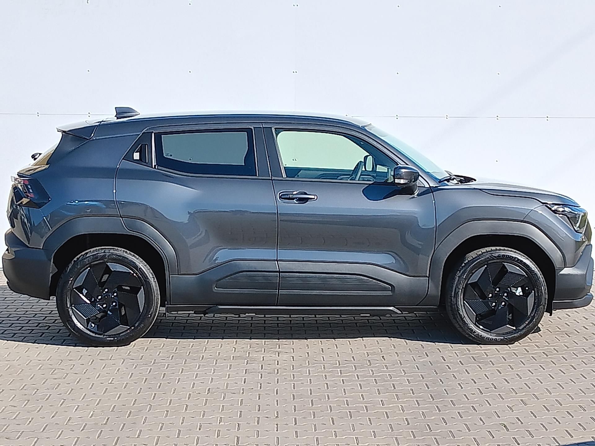 Suzuki Vitara, EV 61kWh PREMIUM 4x4 - fotka 3