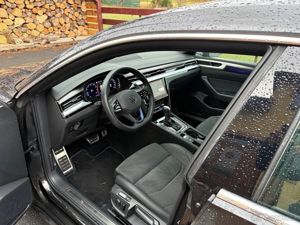 Volkswagen Arteon, VW Arteon R 235kW - fotka 6