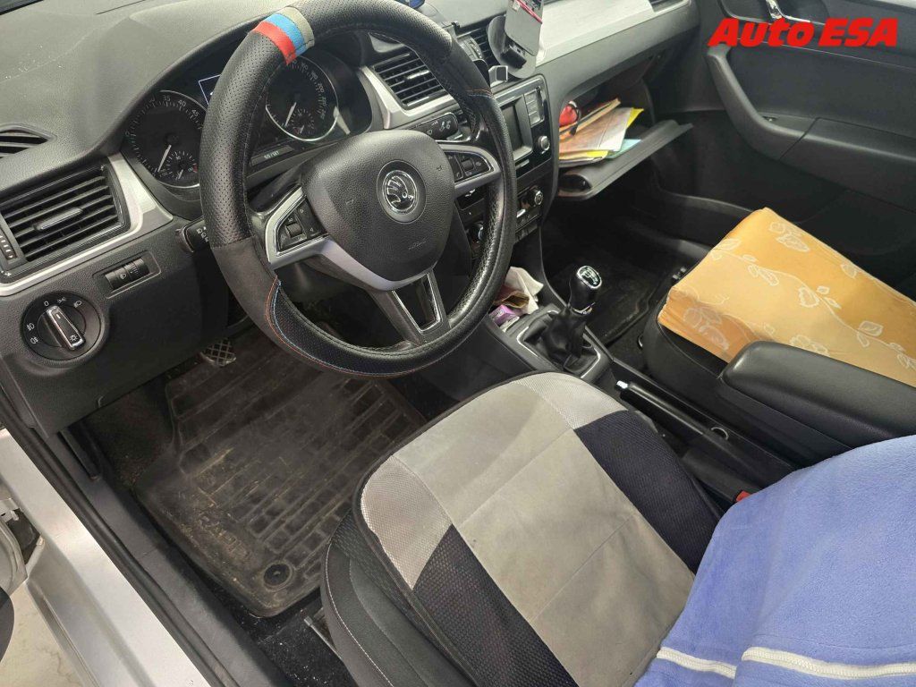 Škoda Rapid, 1.4 TDi,ČR - fotka 3