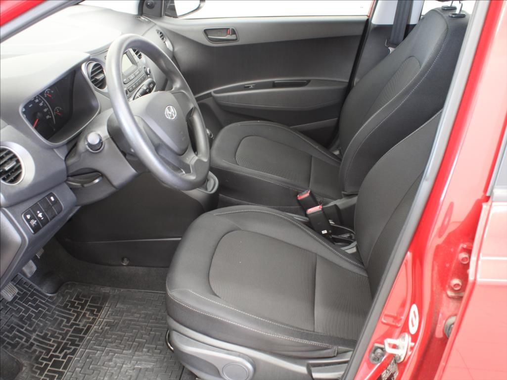 Hyundai i10, 1,0 i 48kW 1.maj.ČR  86tkm. - fotka 6