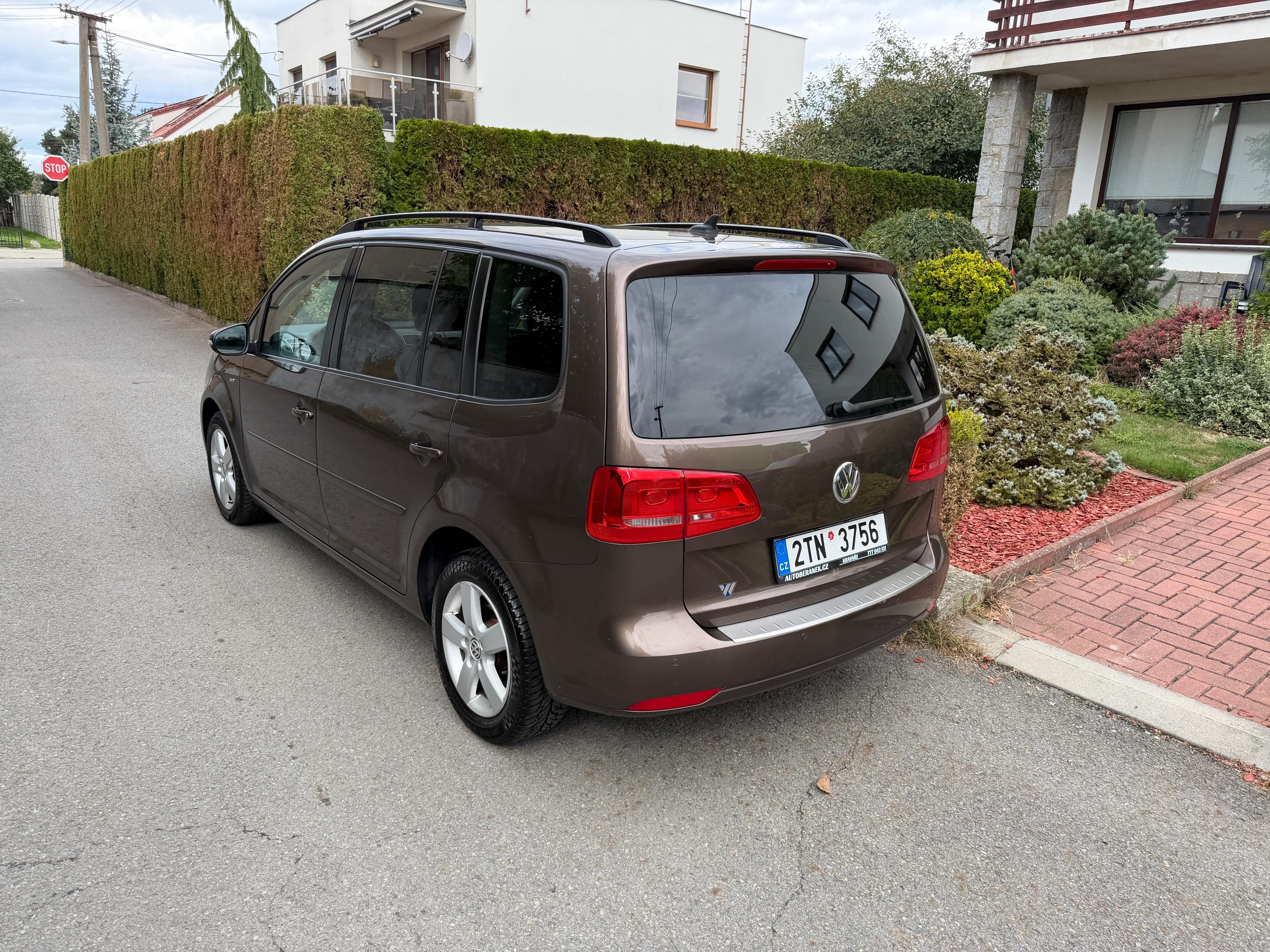Volkswagen Touran, 1.2 TSI 77KW MATCH - fotka 6
