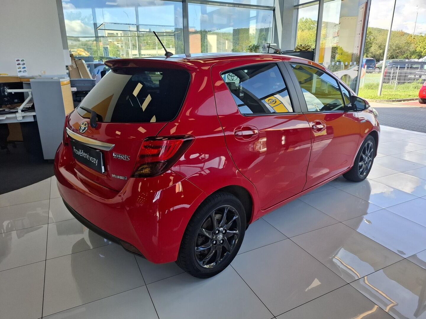 Toyota Yaris, 1.5HEV 55KW 2015 - fotka 3
