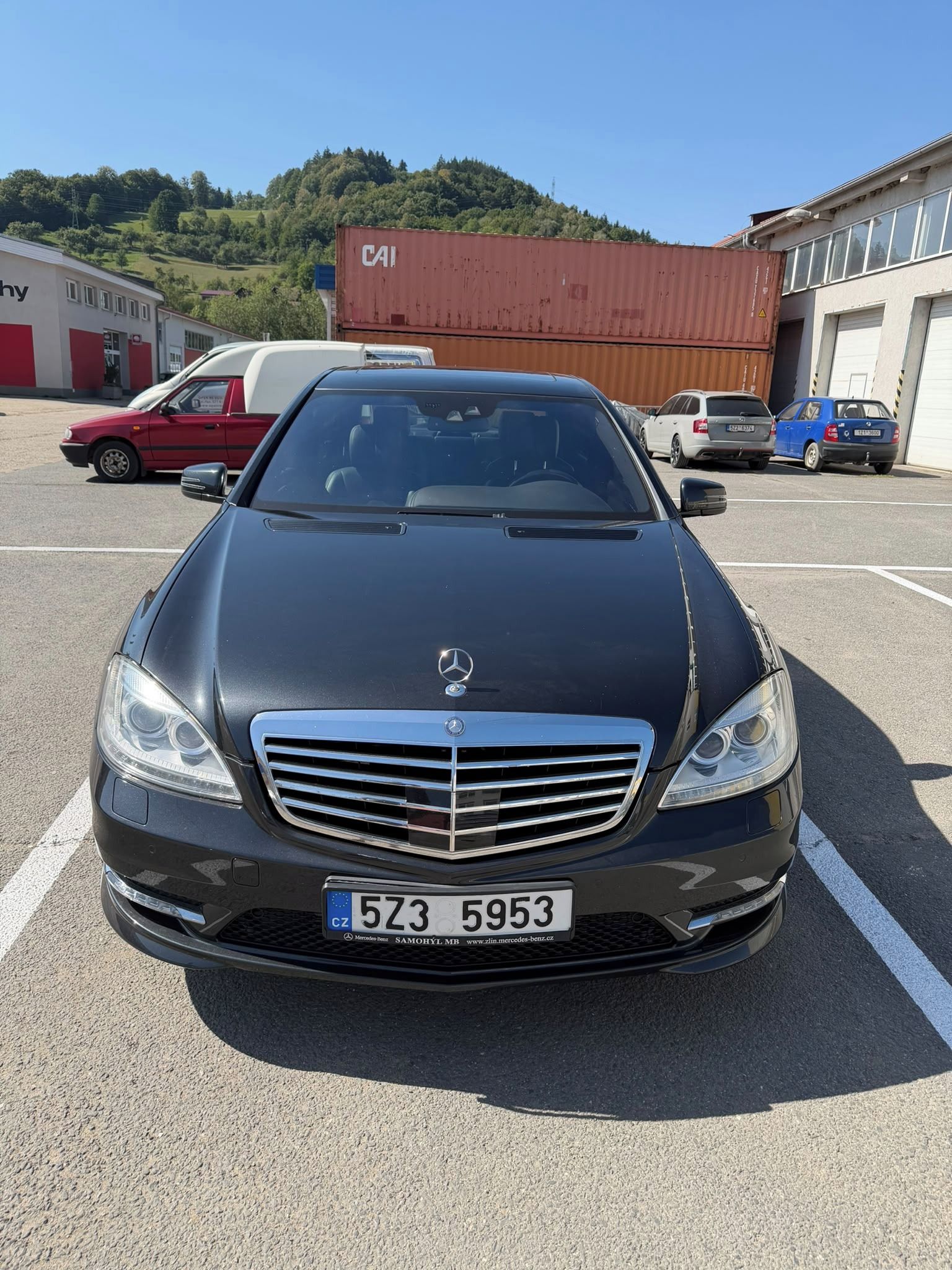 Mercedes-Benz Třídy S, Mercedes-Benz S 350 - fotka 2