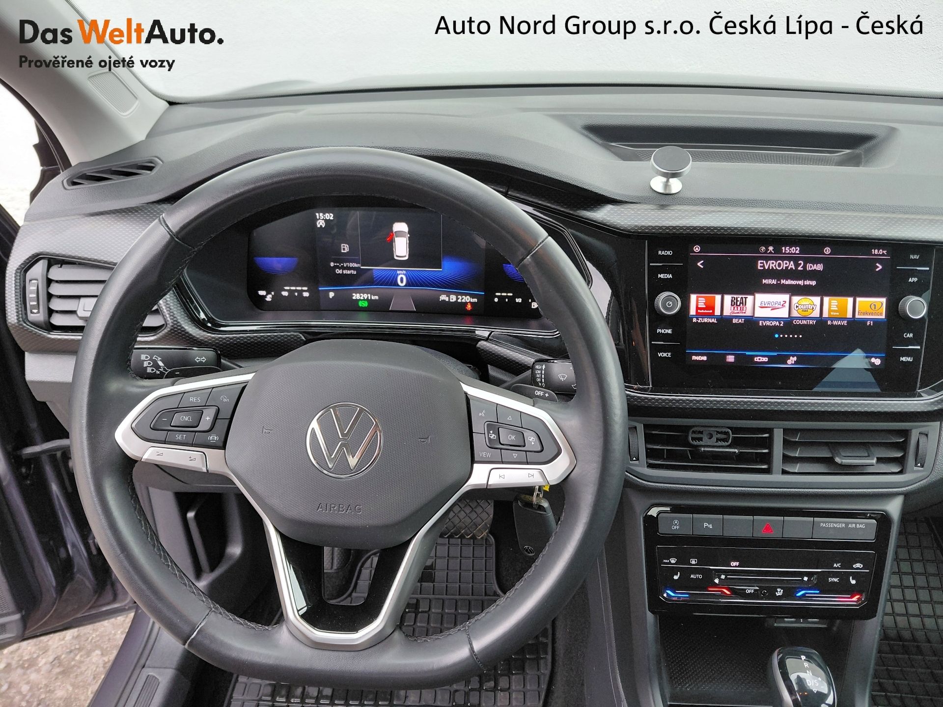 Volkswagen T-Cross, T-CROSS LIFE 1,0 TSI 81 KW 7DS - fotka 5