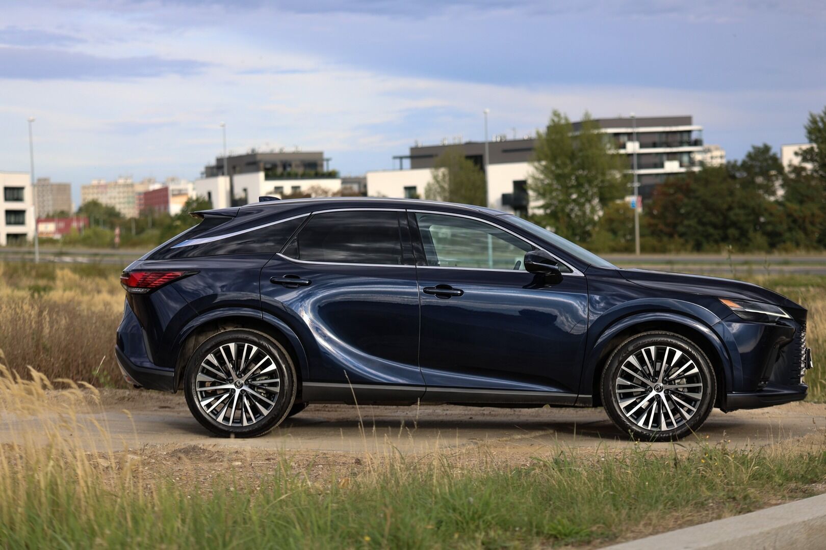 Lexus RX 350h, 350H 2,5 HEV COMFORT TOP - fotka 5