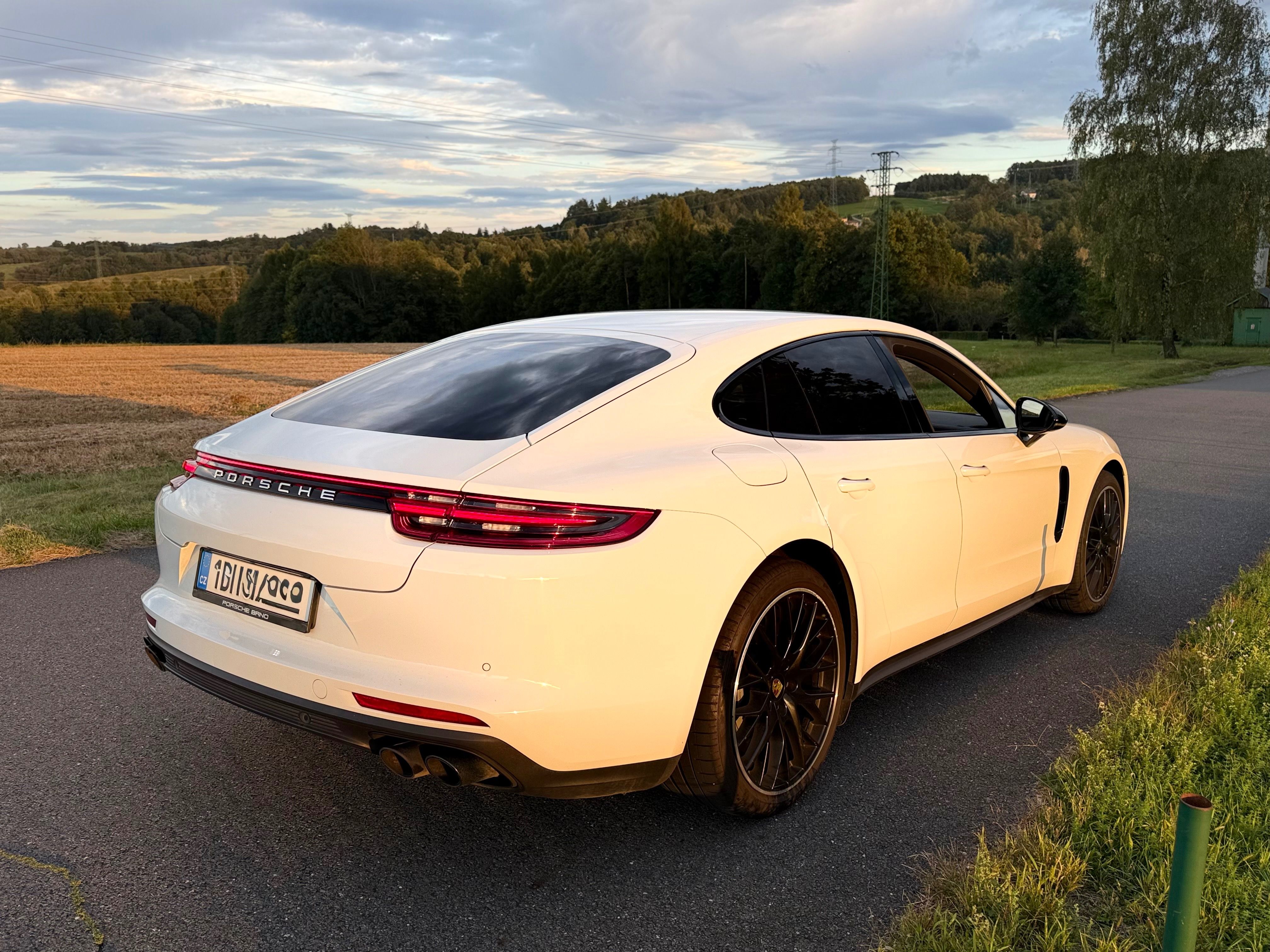 Porsche Panamera, Porsche Panamera 4S 2.9 324 kW - fotka 2