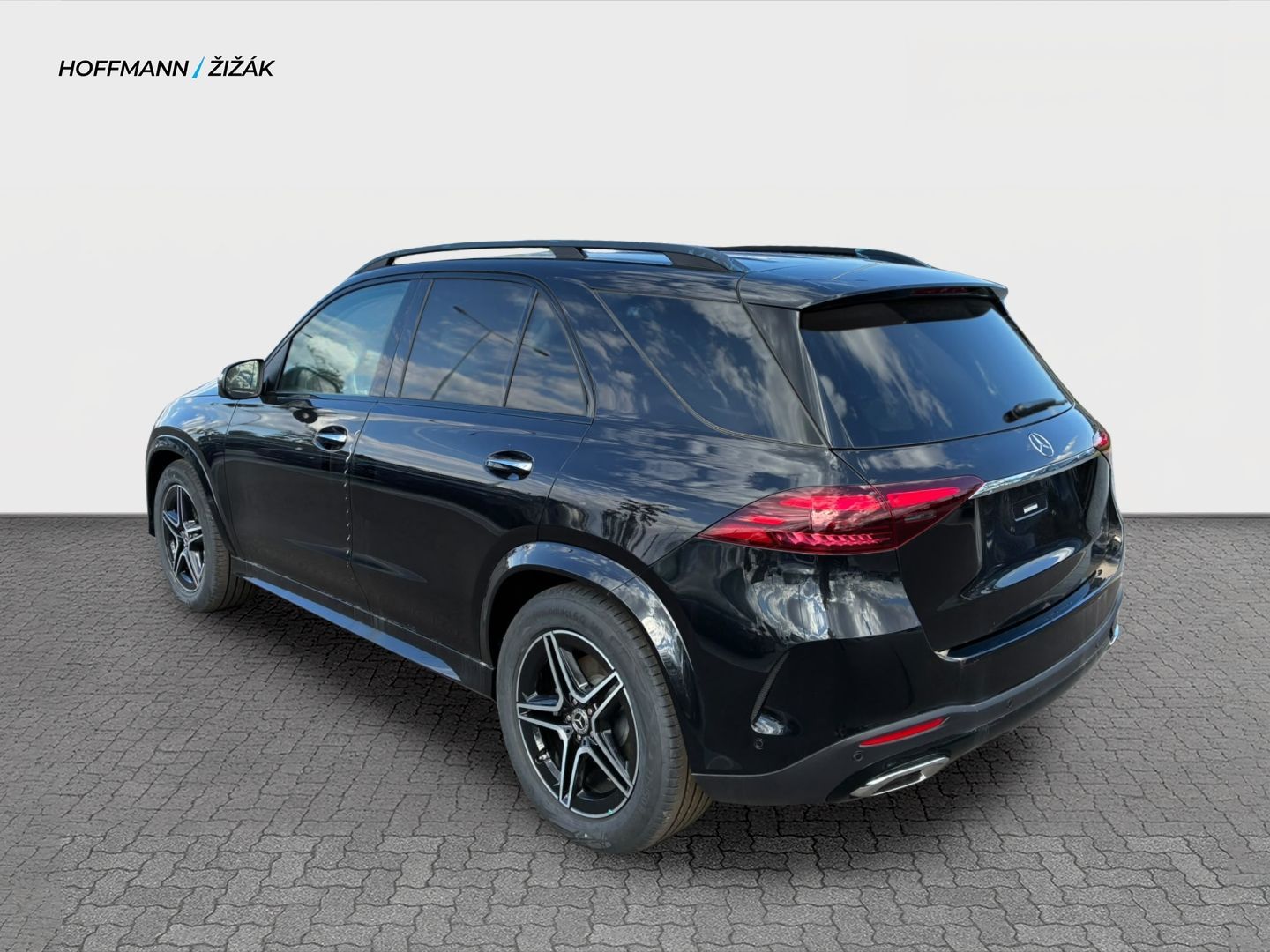 Mercedes-Benz GLE, 450 d 4MATIC Edition 140 Years - fotka 4