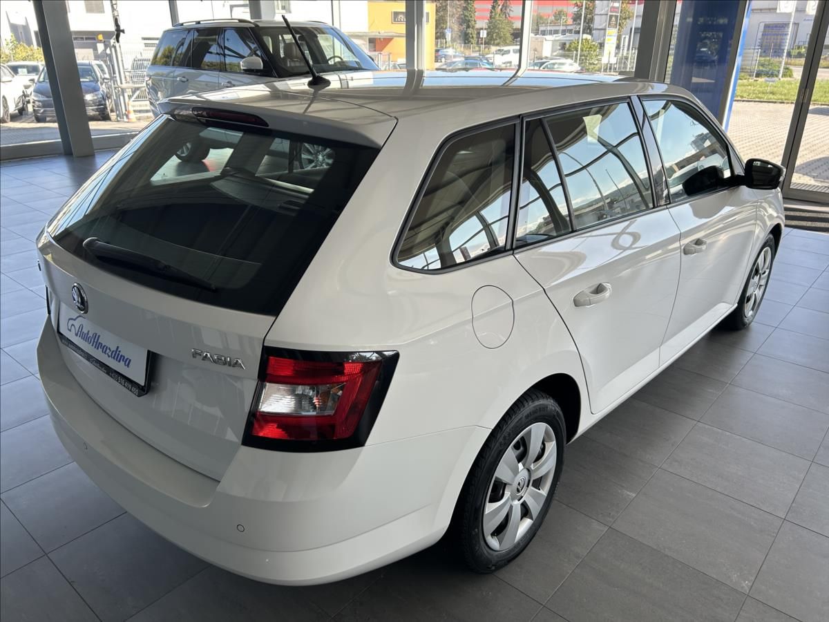 Škoda Fabia, 1,0   TSI 70kW,AMBITION,SERVIS - fotka 6