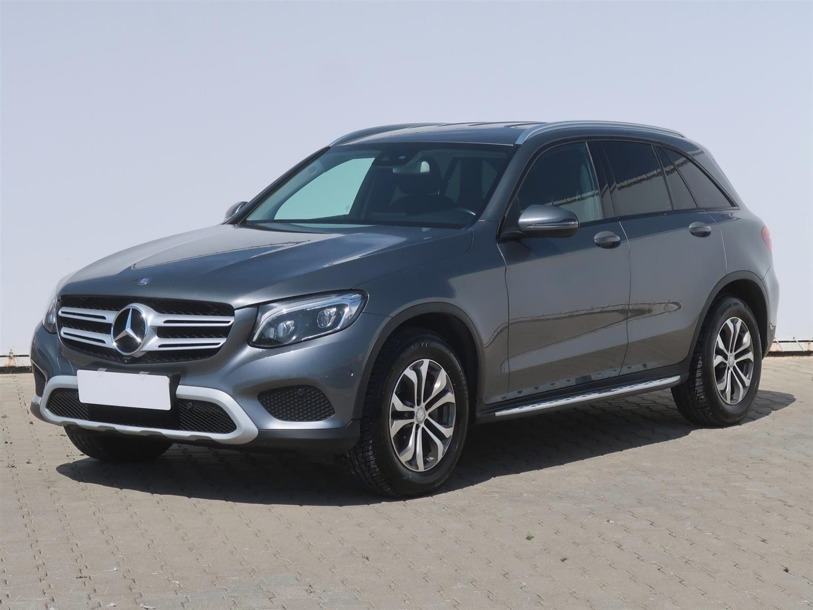 Mercedes-Benz GLC, 220 d 4MATIC, 4X4, Automat - fotka 2