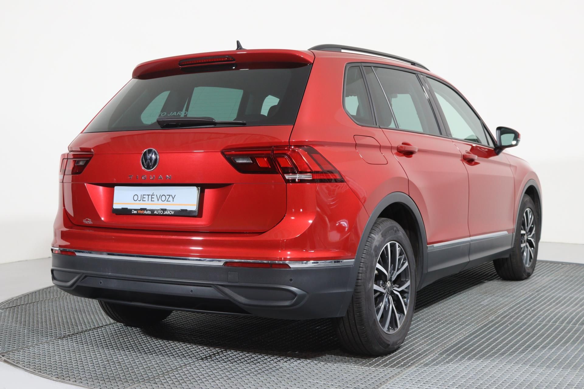 Volkswagen Tiguan, 1,5 TSI 110 KW/ LED, ACC - fotka 2
