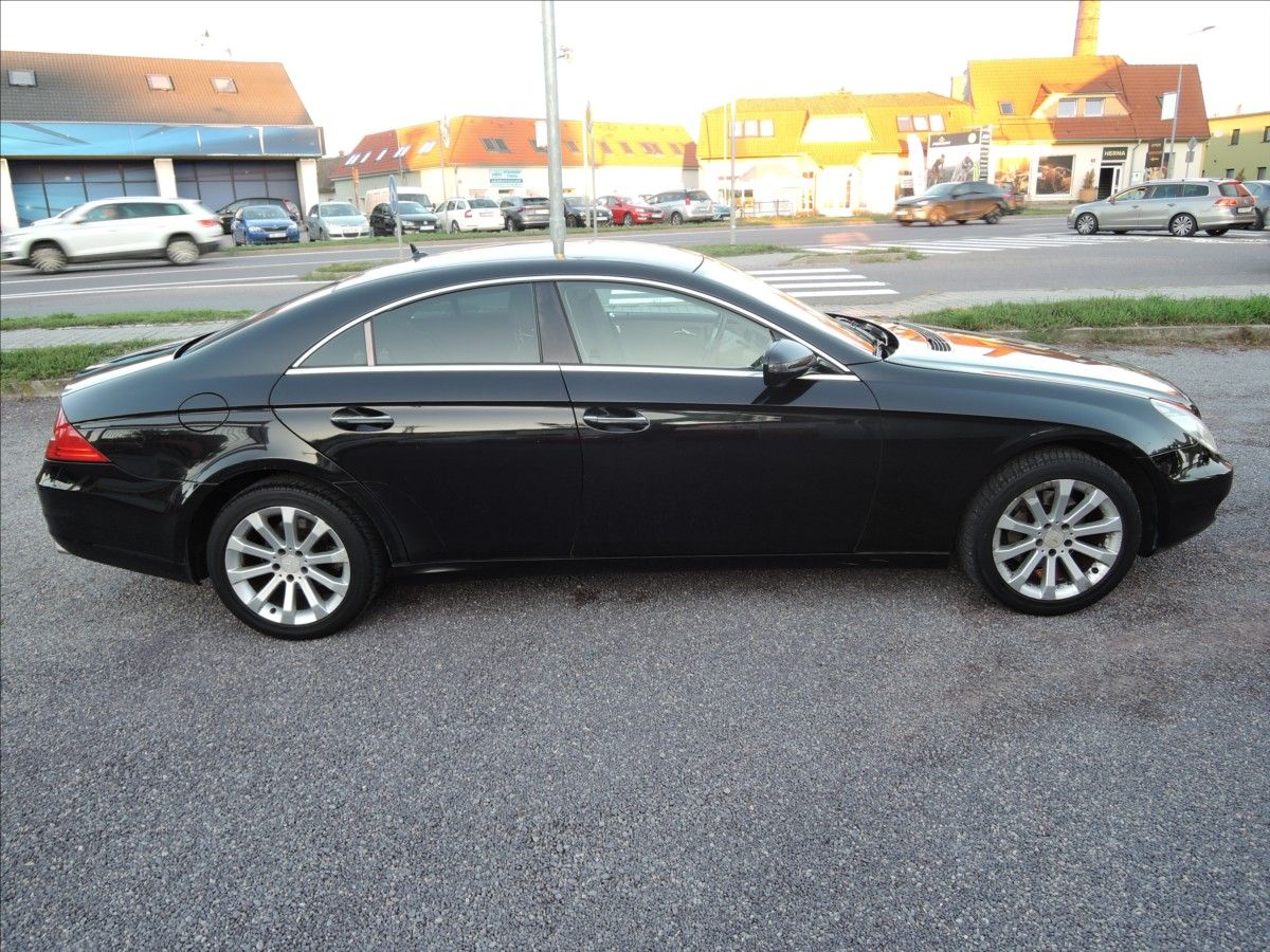 Mercedes-Benz CLS, 3,0 320 CDi Aut. Kůže ČR - fotka 5