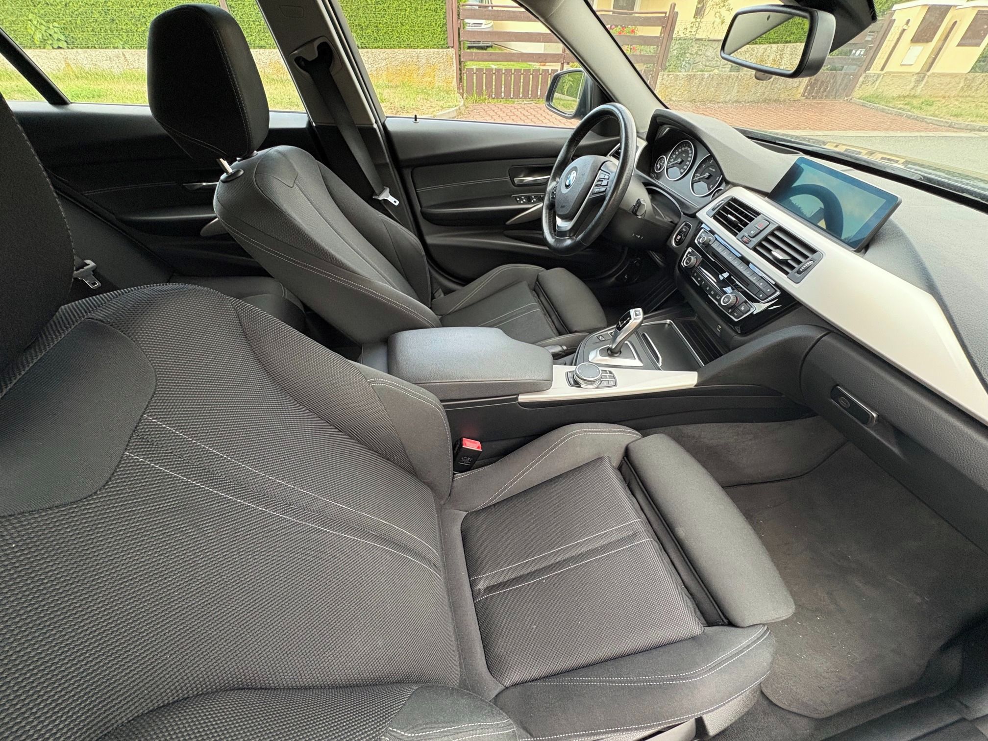 BMW Řada 3, Prodám BMW 320d 140kW F31 - fotka 5