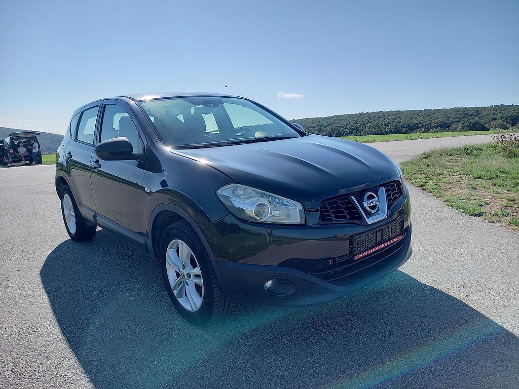 Nissan Qashqai, 1,6DCi 96kW digiklima-navigace - fotka 2