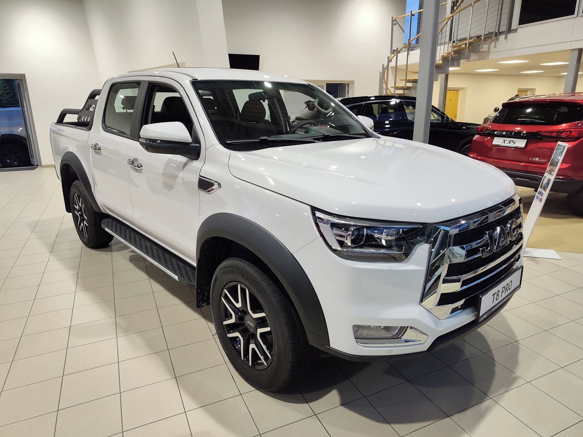 JAC T8PRO, 2,0 TCI, 100KW, 4x4 - fotka 4