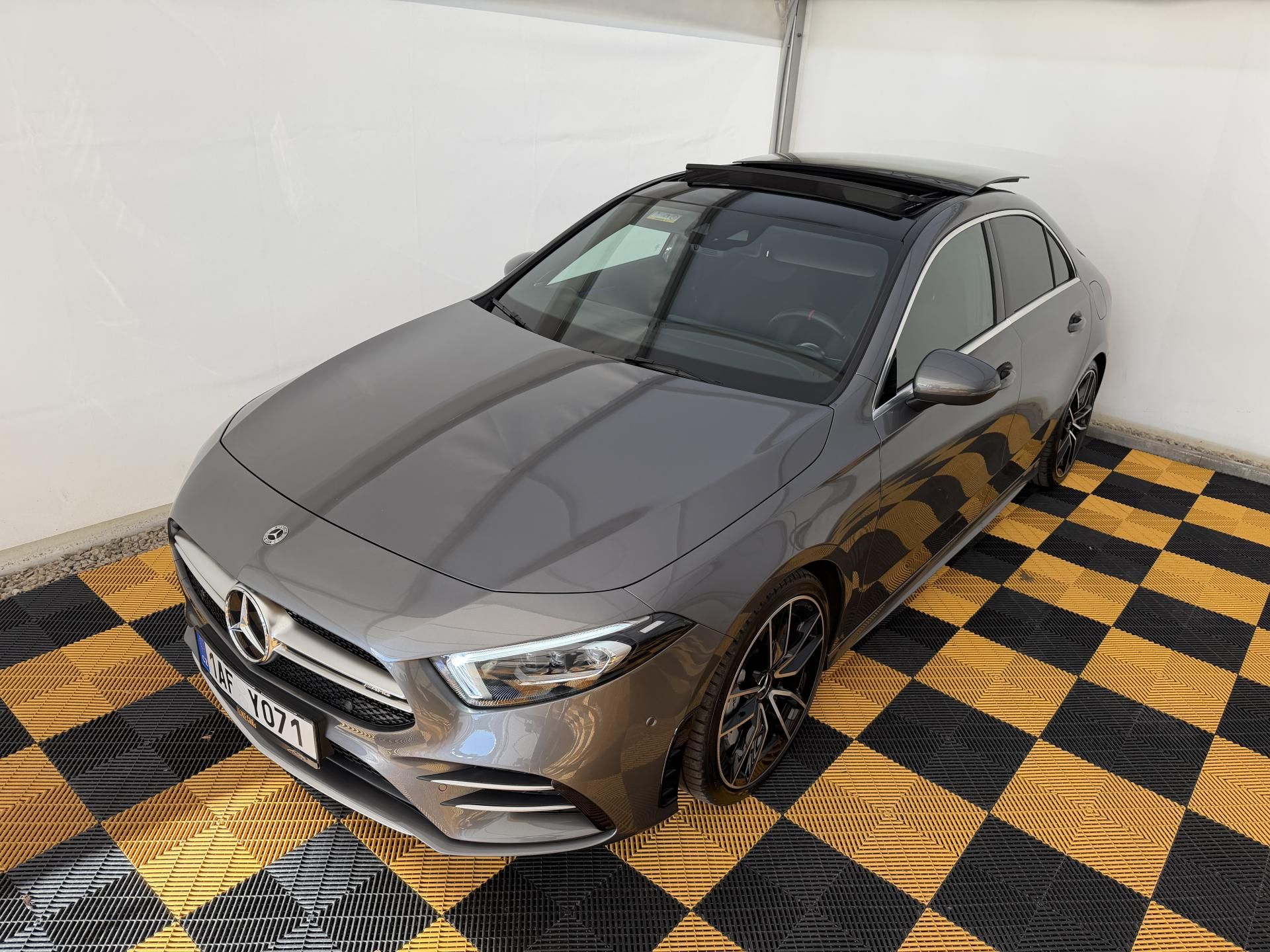 Mercedes-Benz Třídy A, A35AMG*225kw*4x4*Panorama*