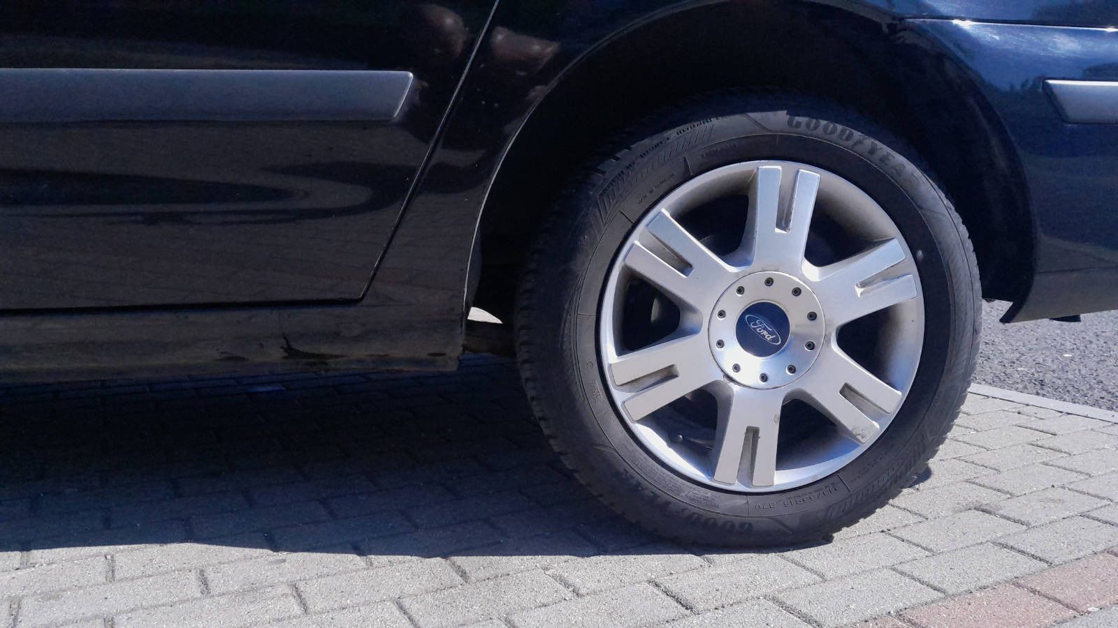 Ford Galaxy, benzín 2.3 GHIA plně pojízdné. - fotka 6