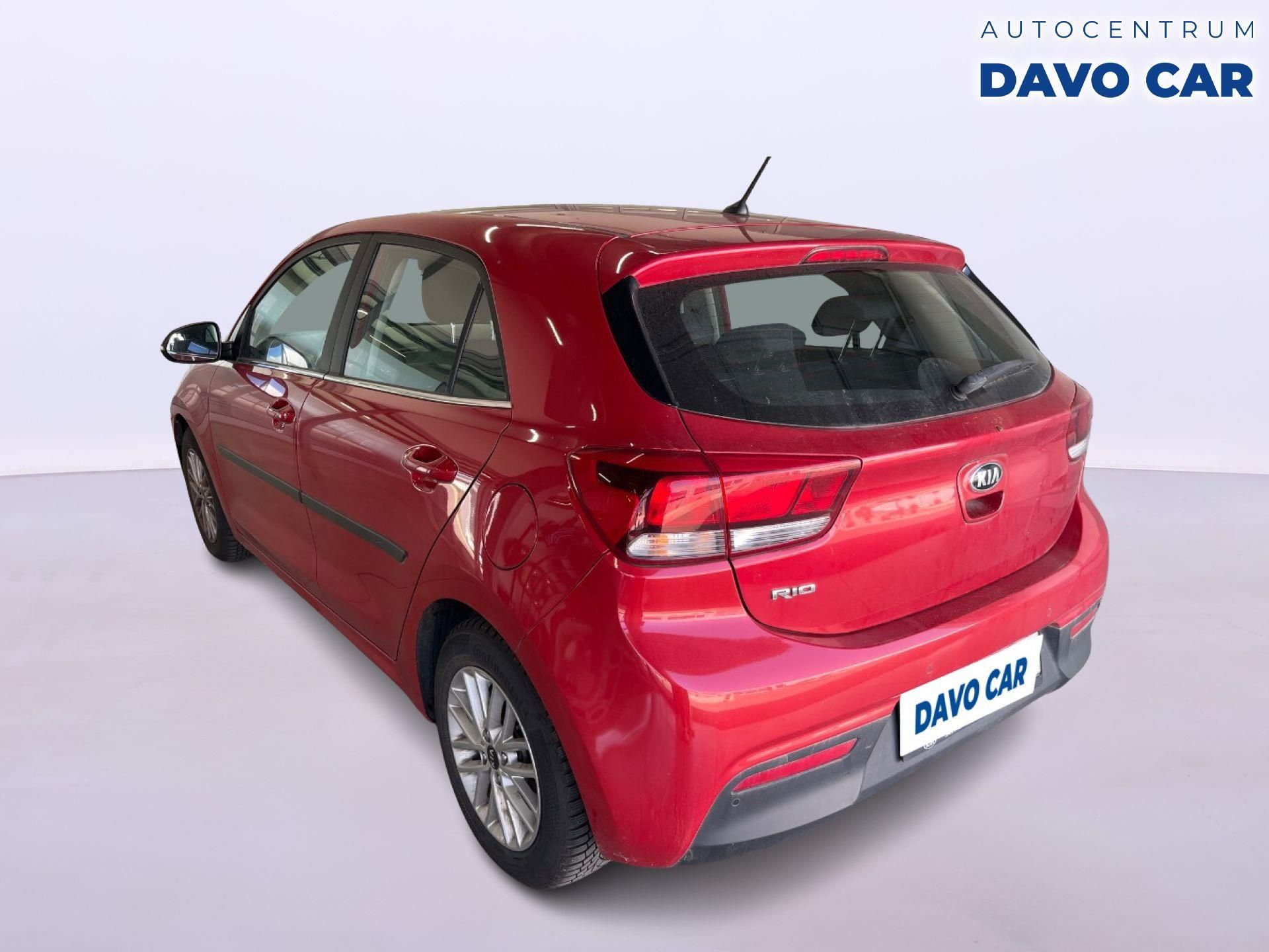 Kia Rio, 1,4 CVVT 73kW Exclusive CZ - fotka 2