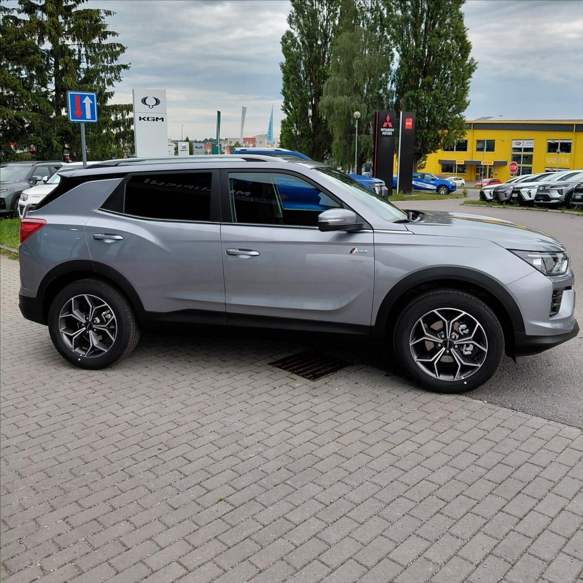 KGM Korando, 1.5 KORANDO  TURBO GDI SMART 4 - fotka 4