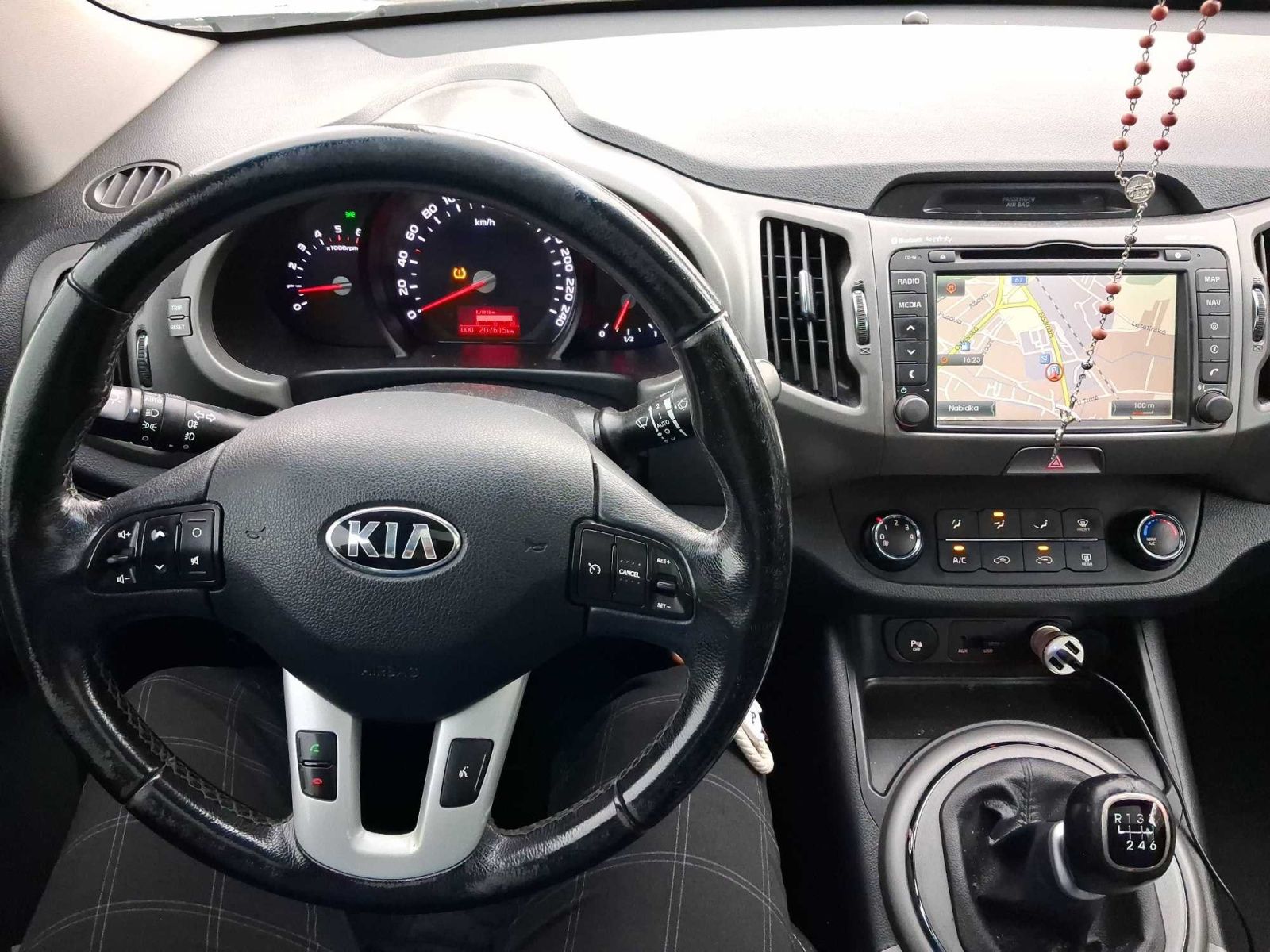 Kia Sportage, 1.7 CRDi, Navi, Tempomat - fotka 3