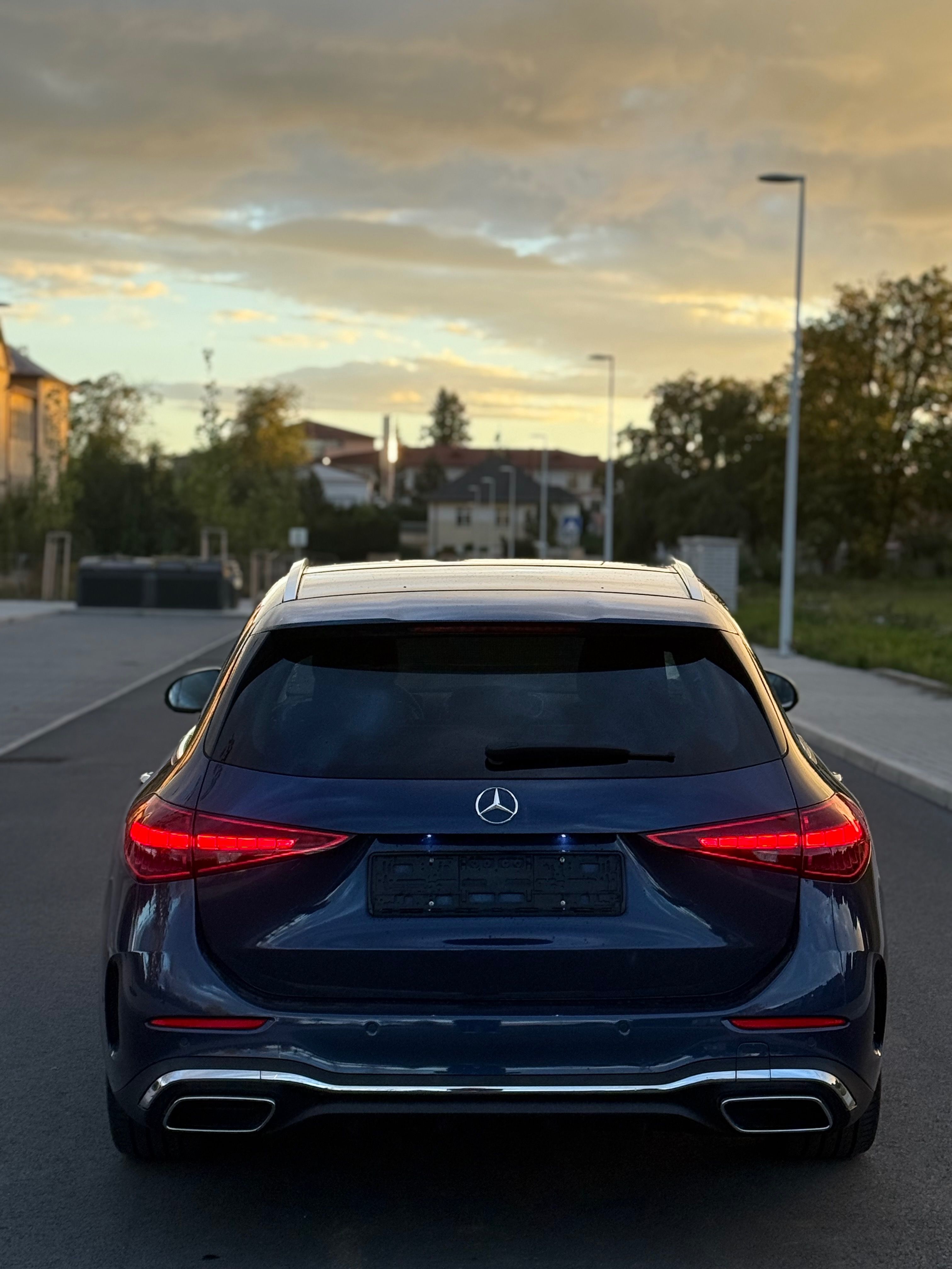 Mercedes-Benz Třídy C, C 220d 147 AMG Line Panorama - fotka 6