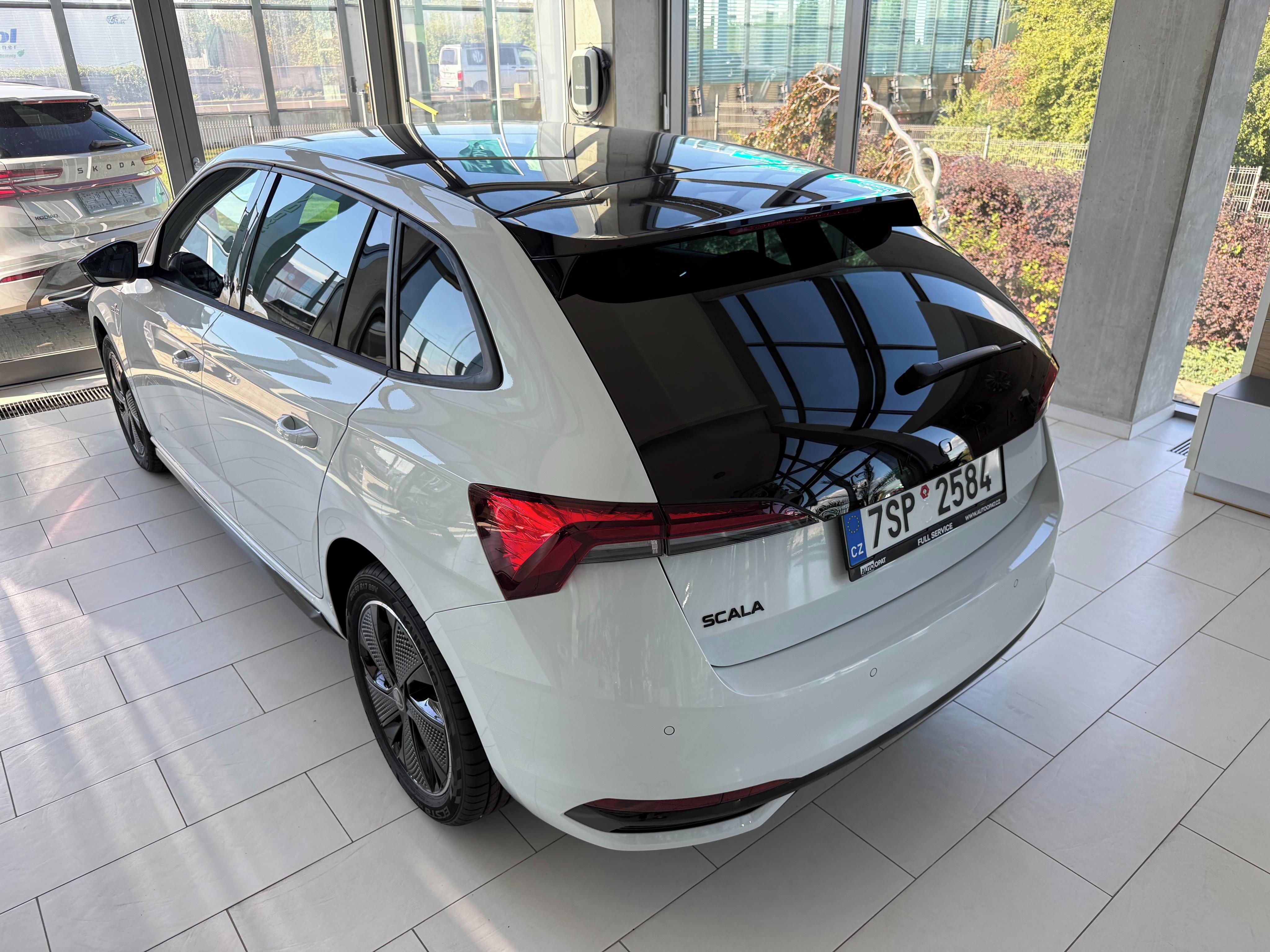 Škoda Scala, Monte Carlo 1,0 TSI 85 kW - fotka 5