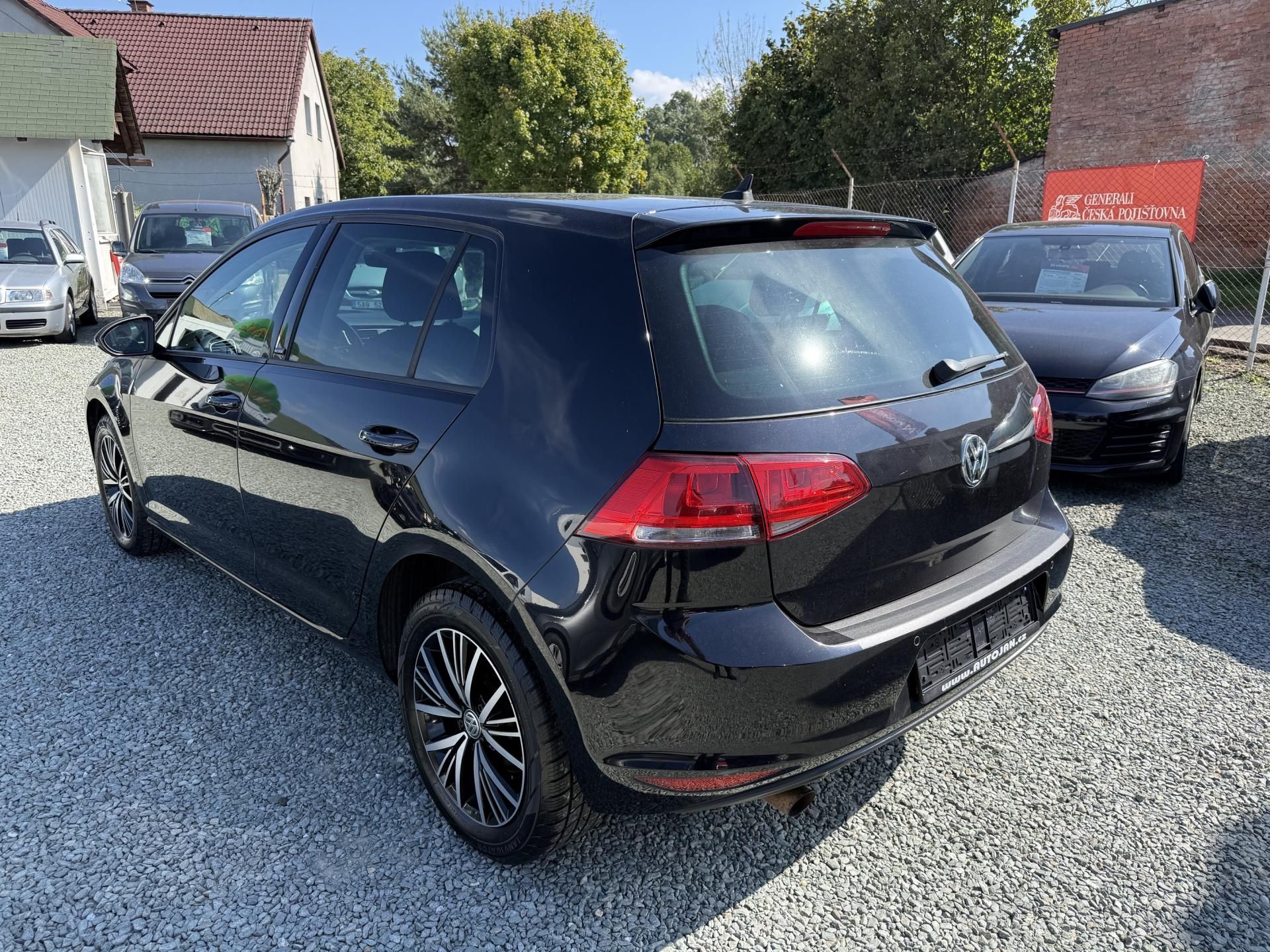 Volkswagen Golf, 1.2 TSI ALLSTAR - fotka 4