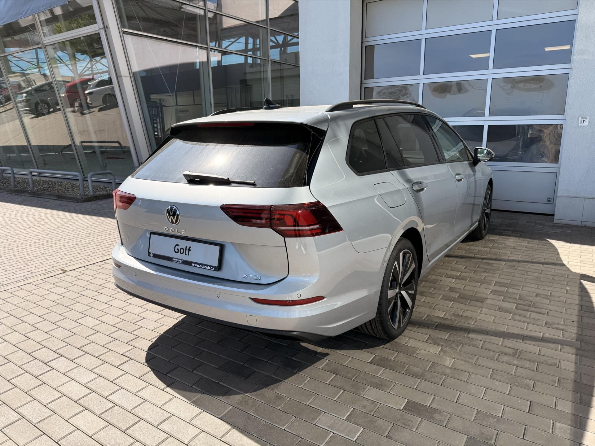 Volkswagen Golf Variant, 1,5 eTSI 7DSG mHEV  People - fotka 5