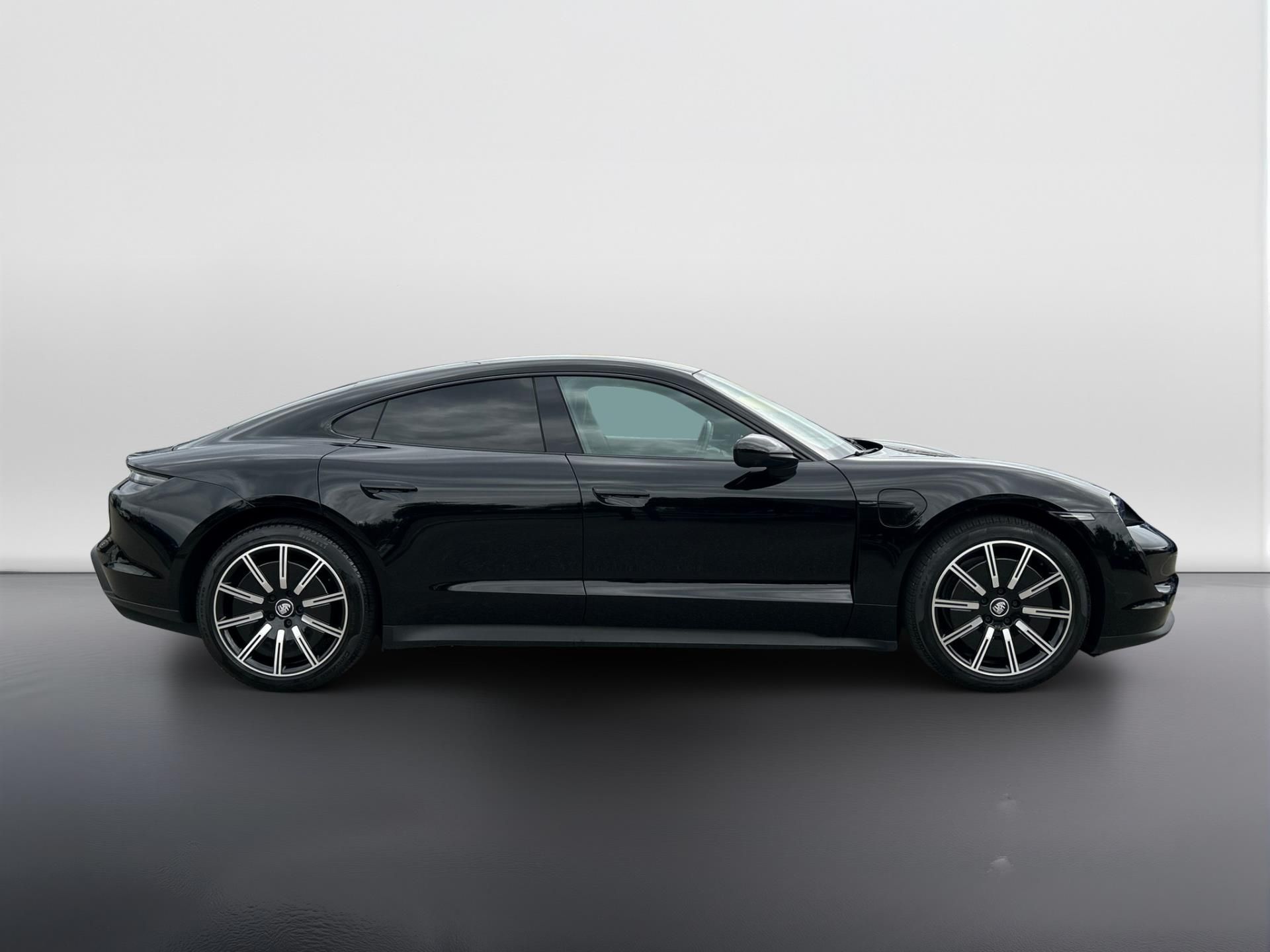Porsche Taycan, 4S - fotka 5