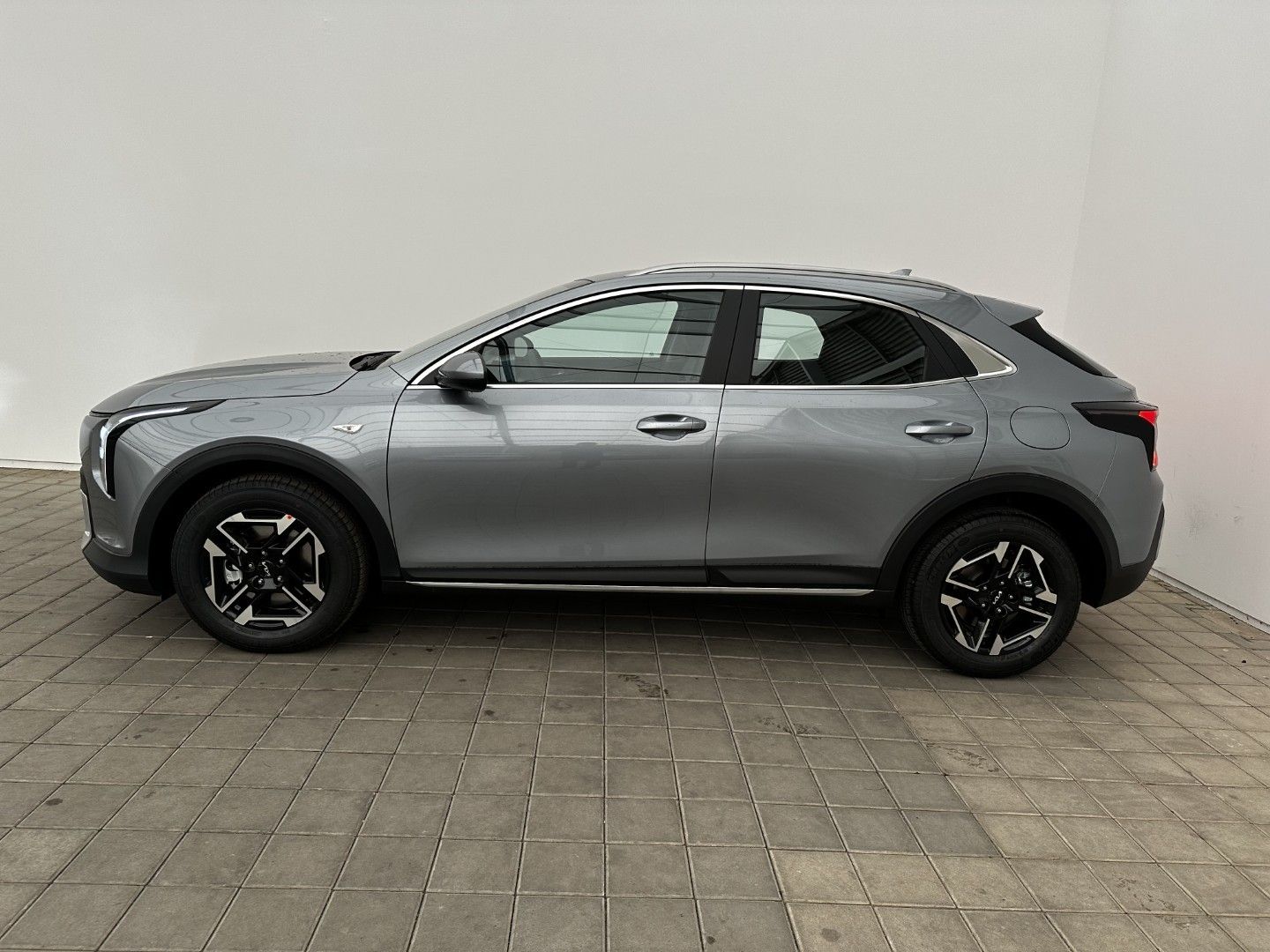 Kia XCee´d, 1.0T-GDi 85kW SPIN (2027) - fotka 2