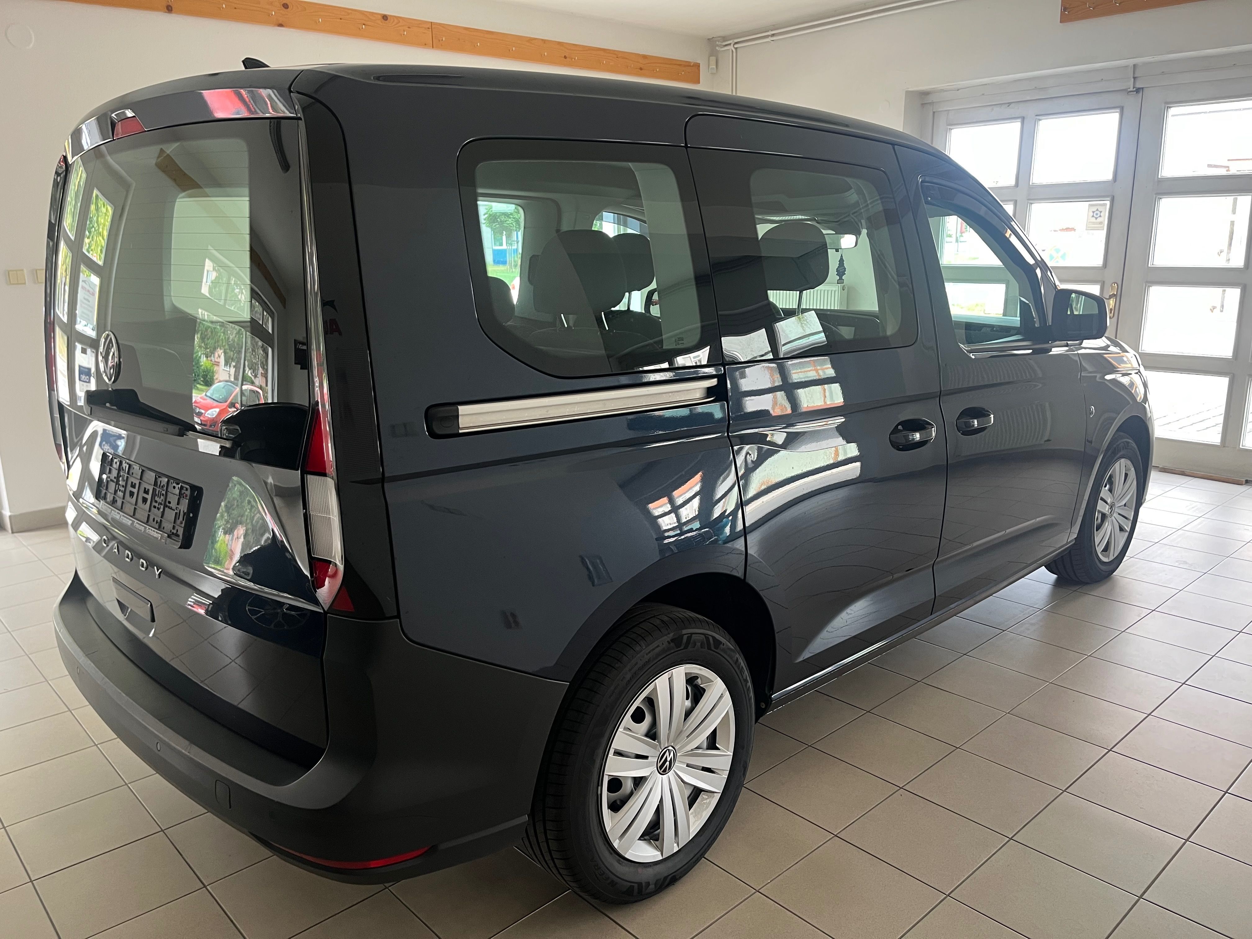 Volkswagen Caddy, 2,0 Tdi  75kw - fotka 4