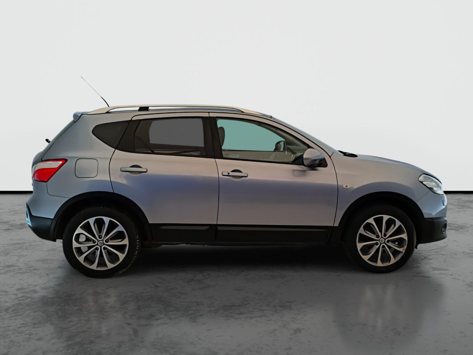 Nissan Qashqai, 1.6 dCi, 4X4, Serv.kniha - fotka 6