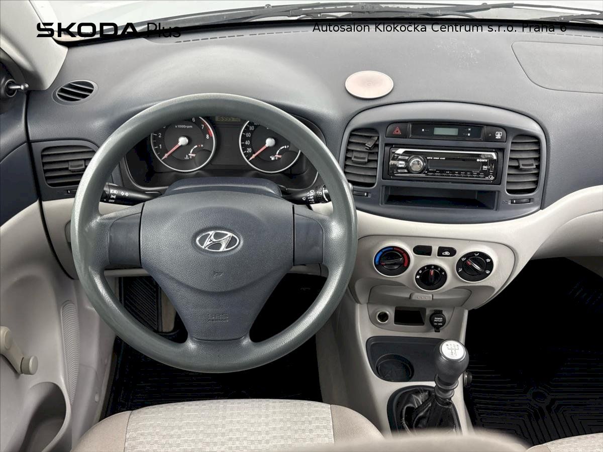 Hyundai Accent, i ,71 kW - fotka 5