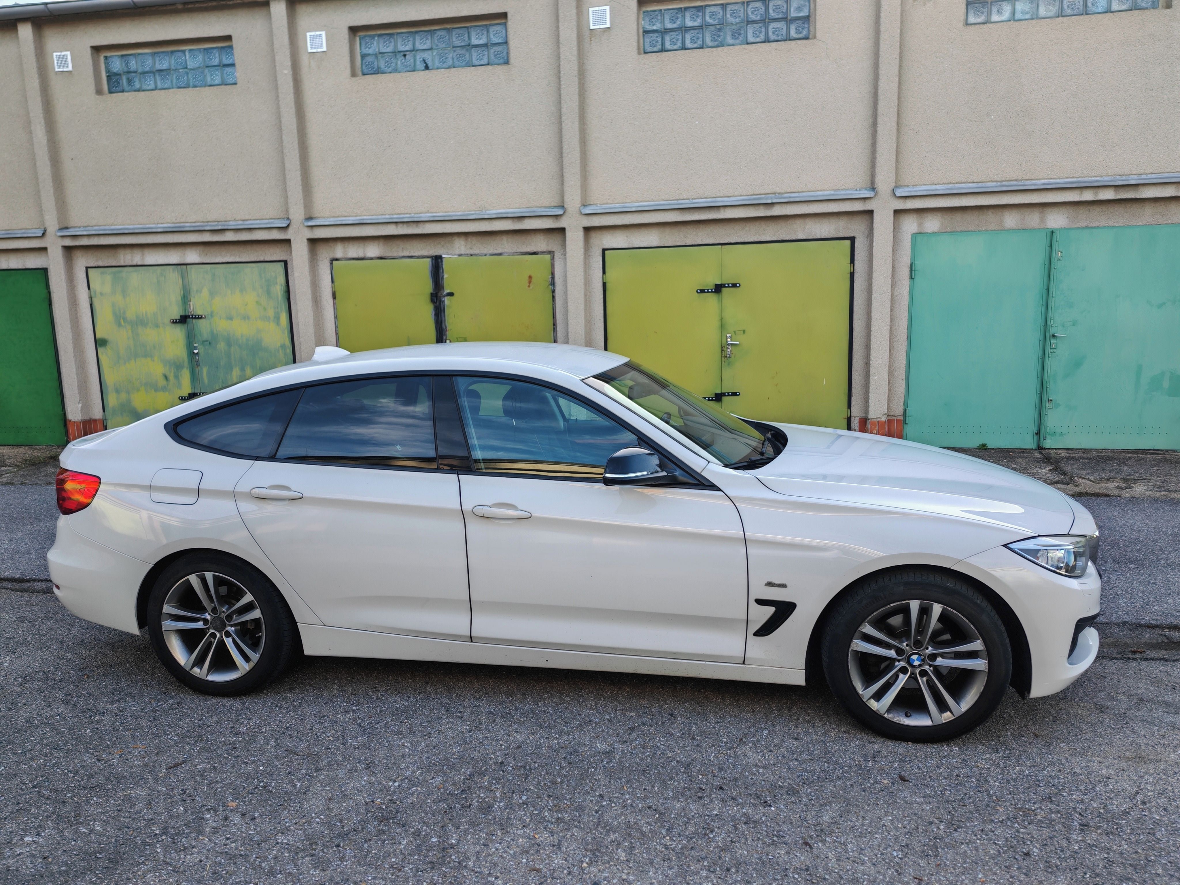 BMW Řada 3 - fotka 5