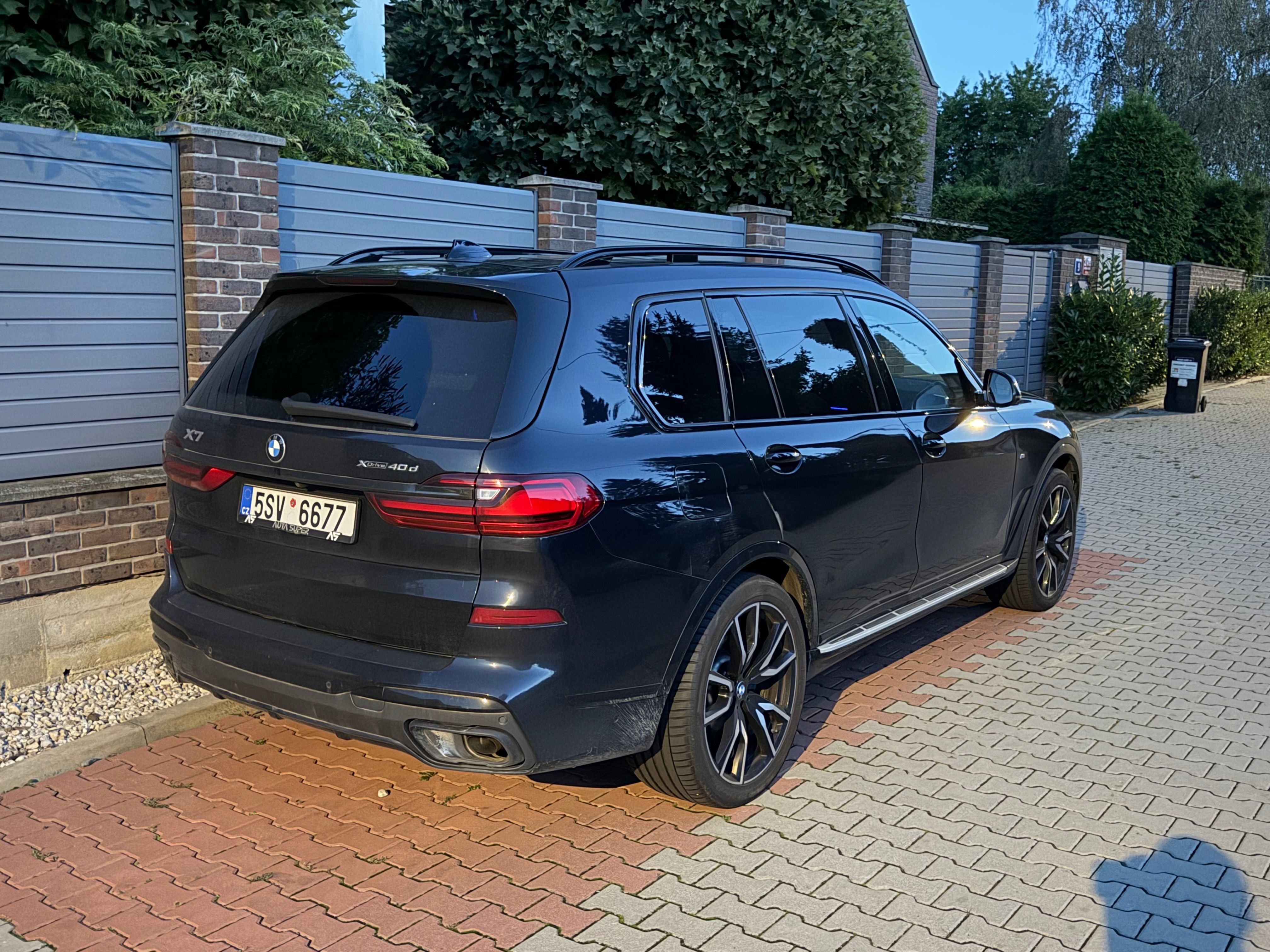 BMW X7, xDrive 40d, 250kW - fotka 3