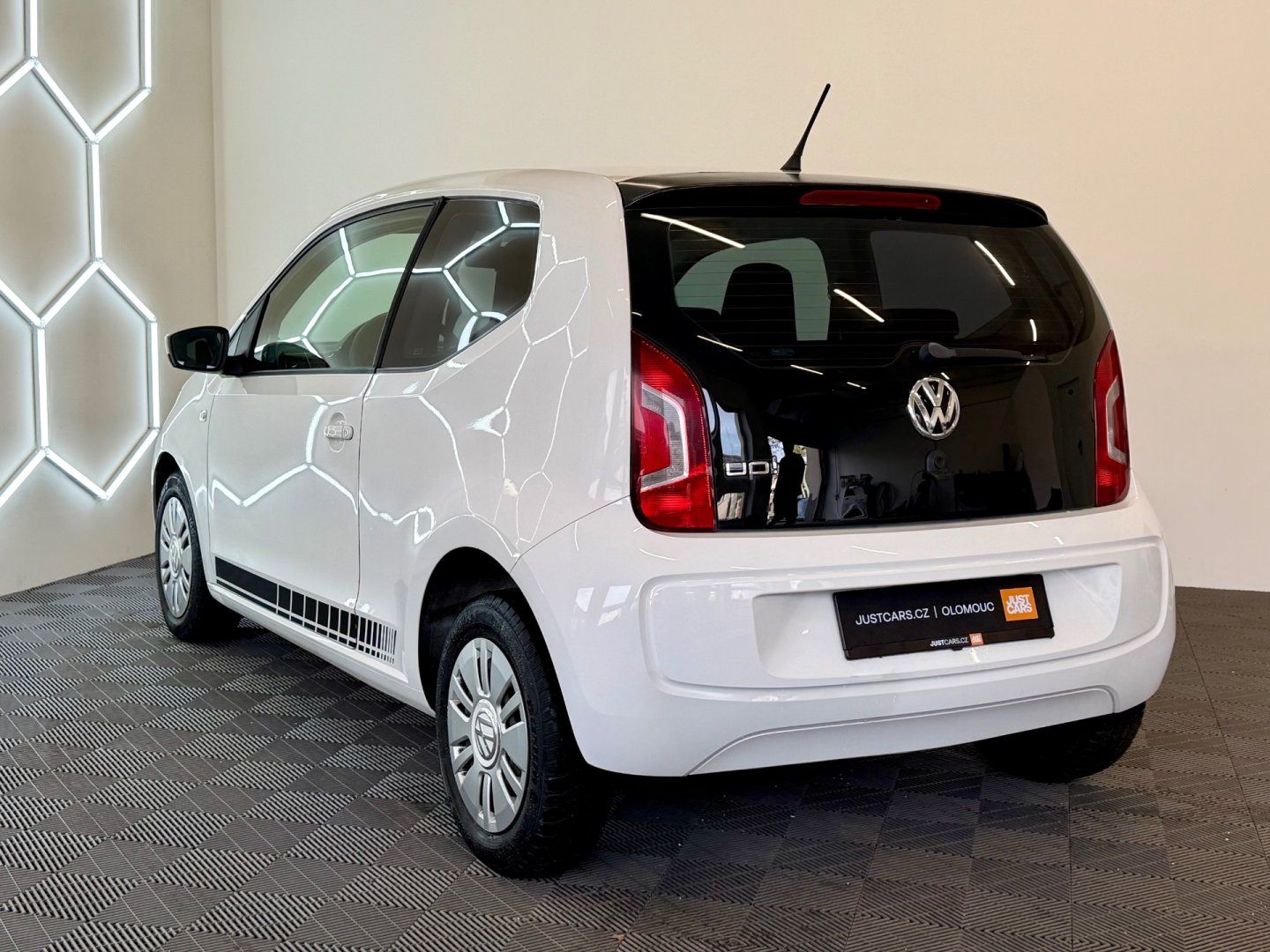 Volkswagen Up!, 1.0MPi - fotka 6