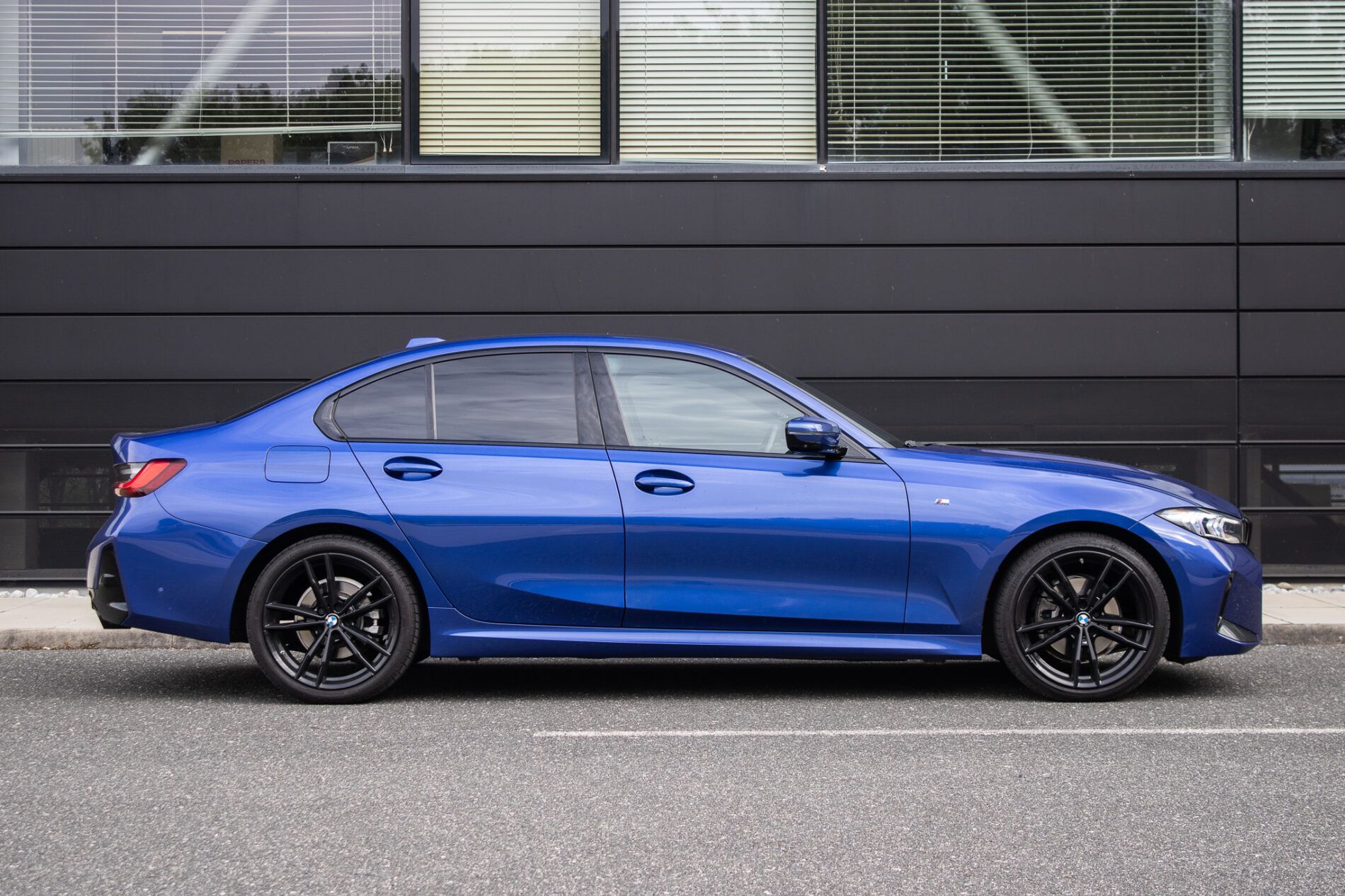 BMW, rad 3 - fotka 4