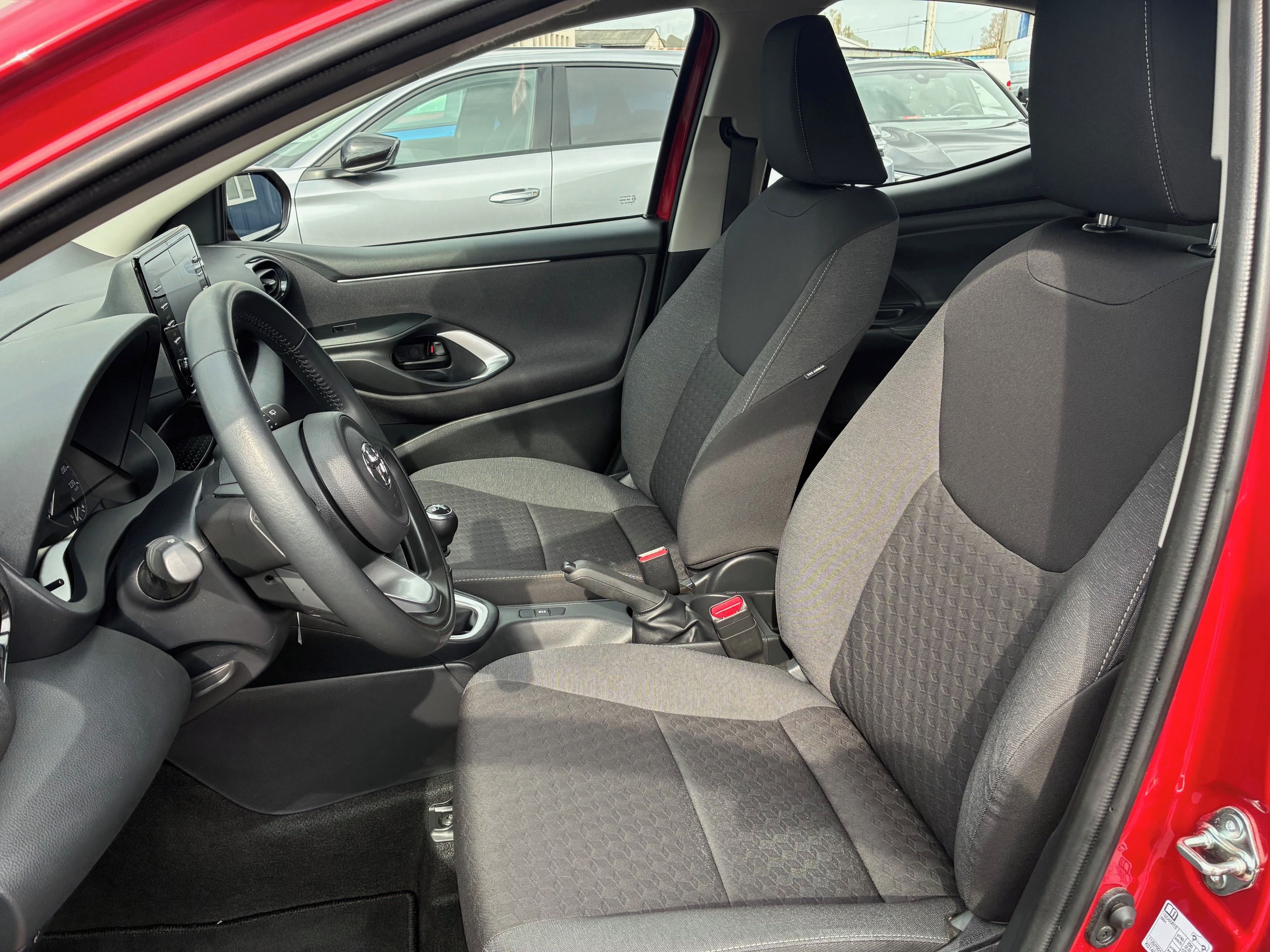 Toyota Yaris, 1,5 VVTi Style - fotka 6