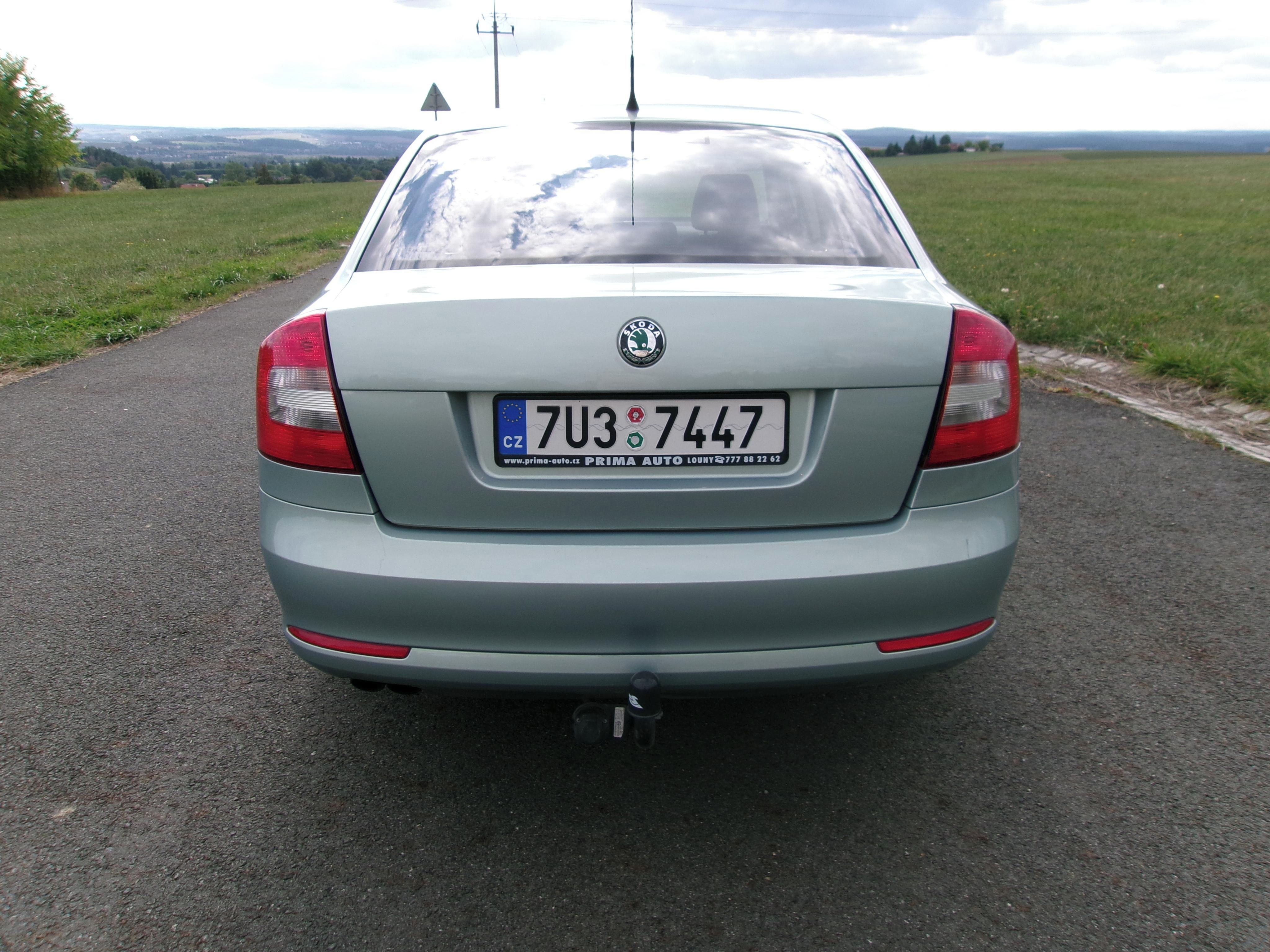 Škoda Octavia, 1,2 TSI 77kw 117 000KM koup ČR - fotka 4